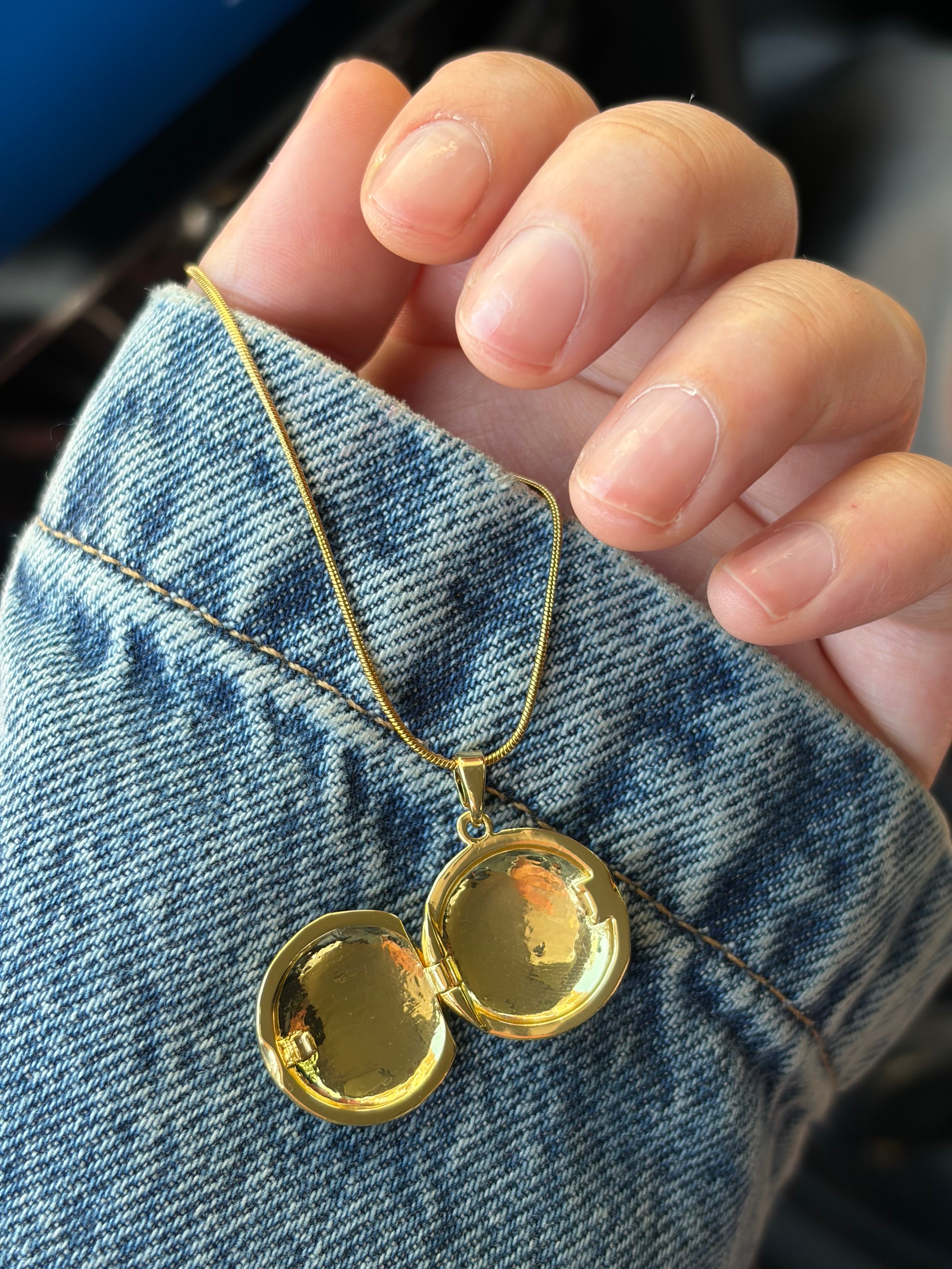 Moon necklace
