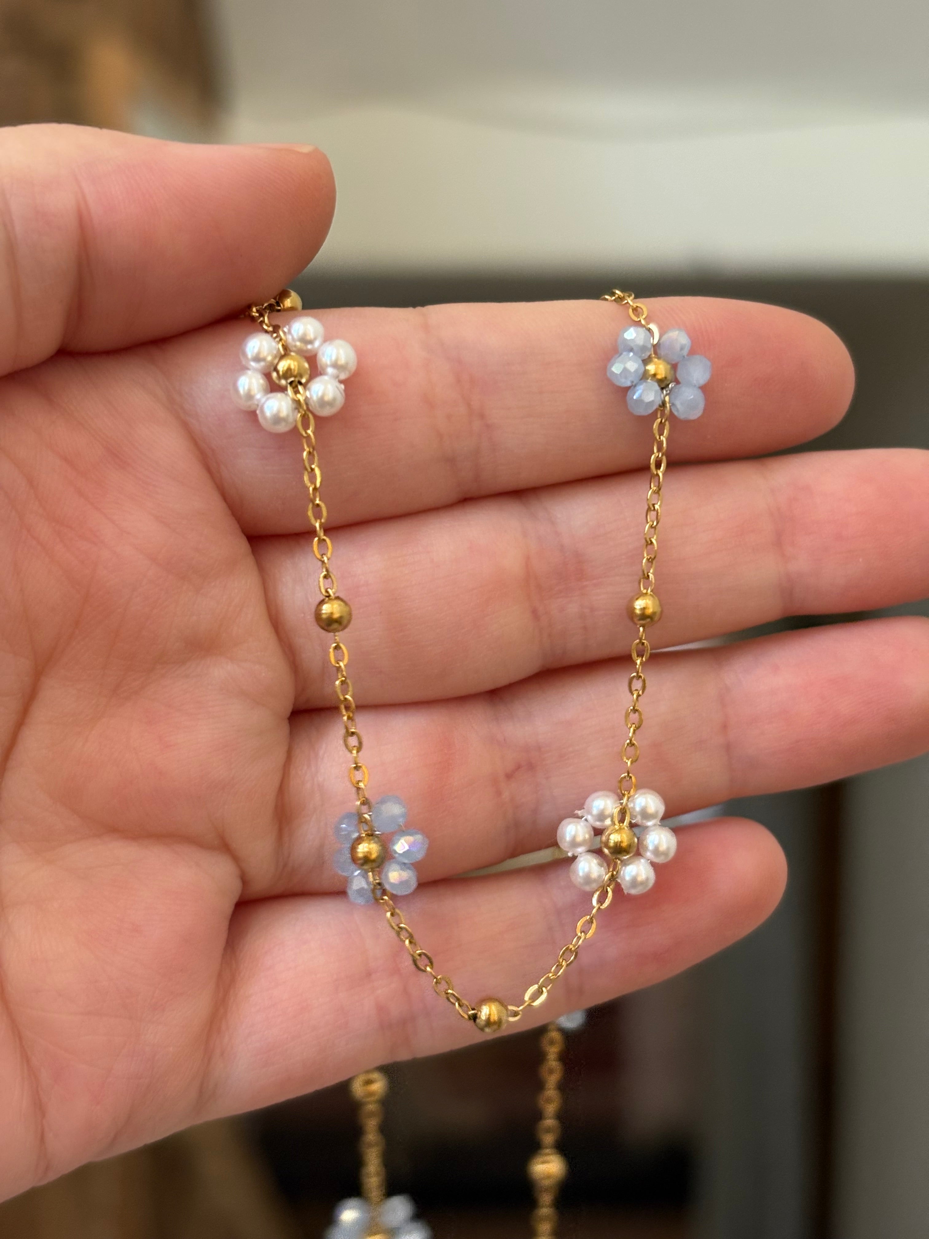 Blue Daisy necklace