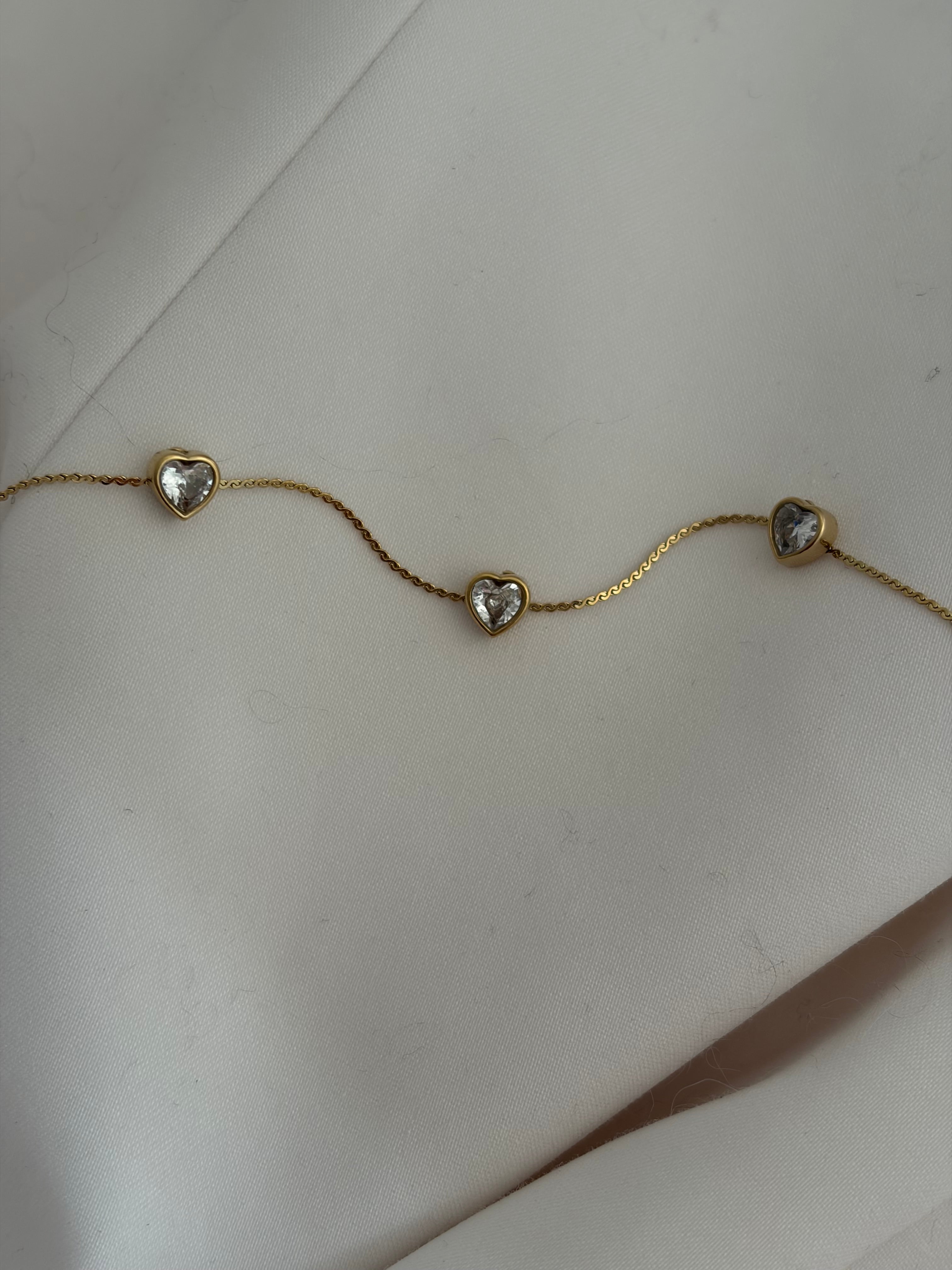 Nuts bracelet