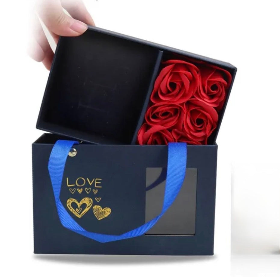 Love rose box