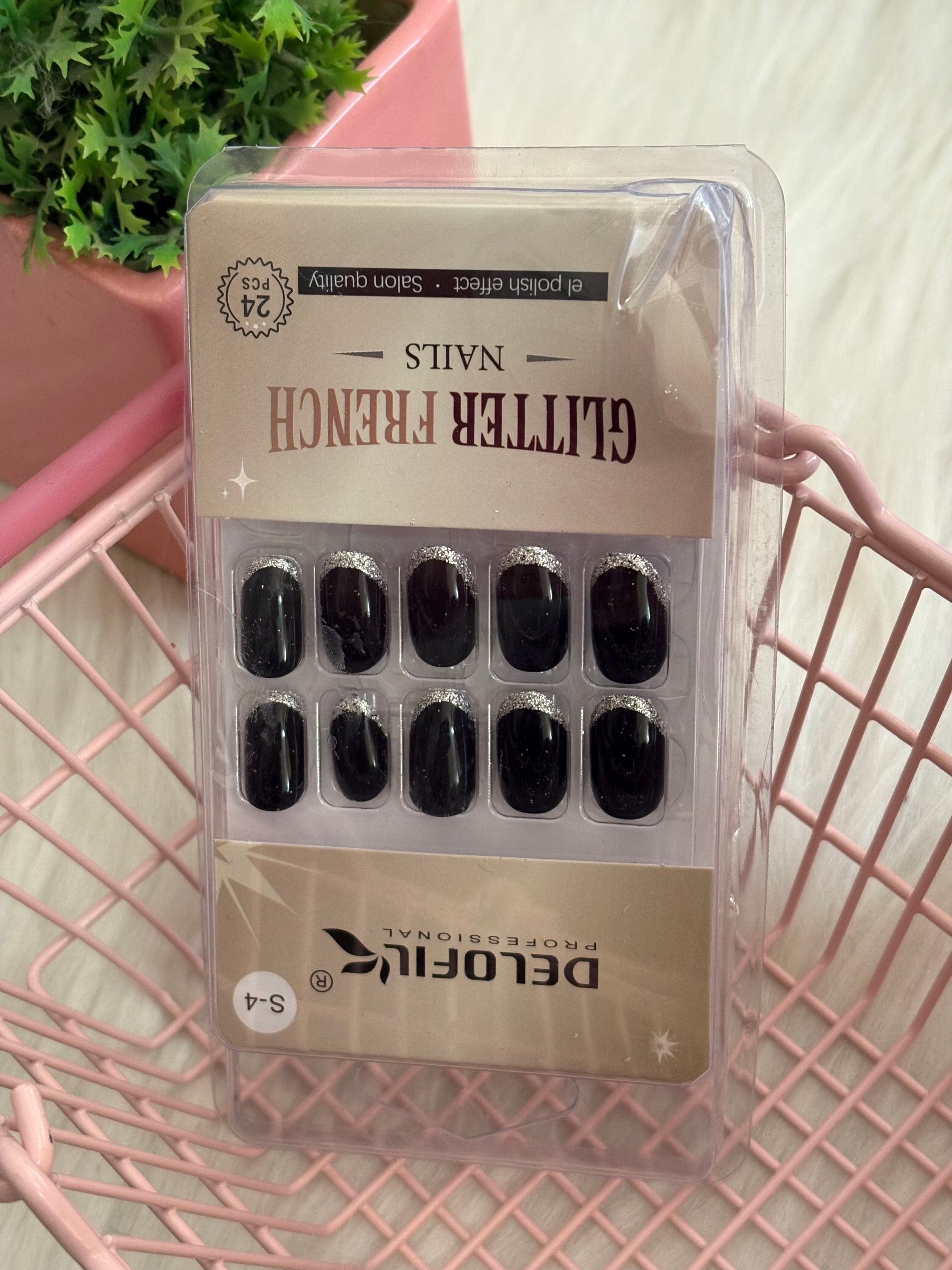 Glitter french tip nails