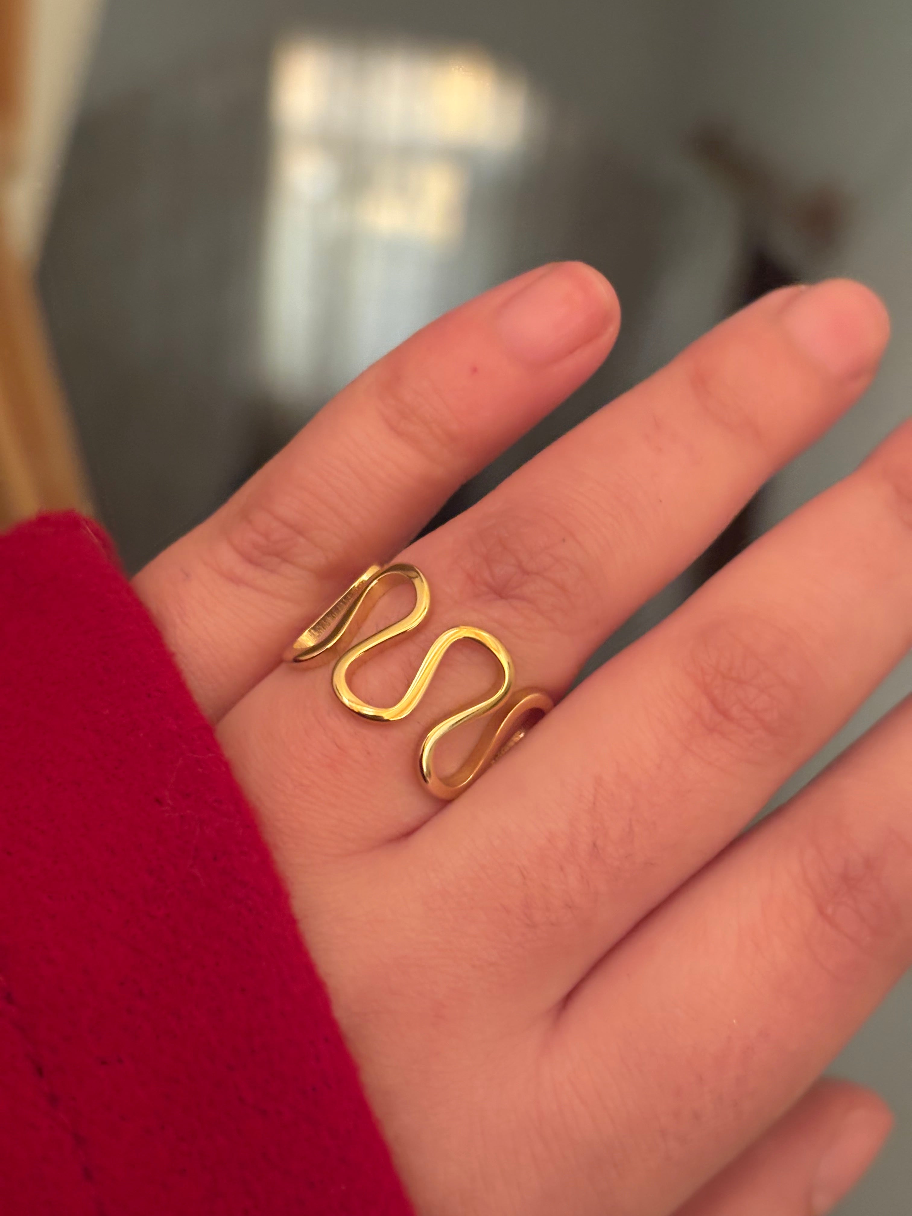 Swirl ring