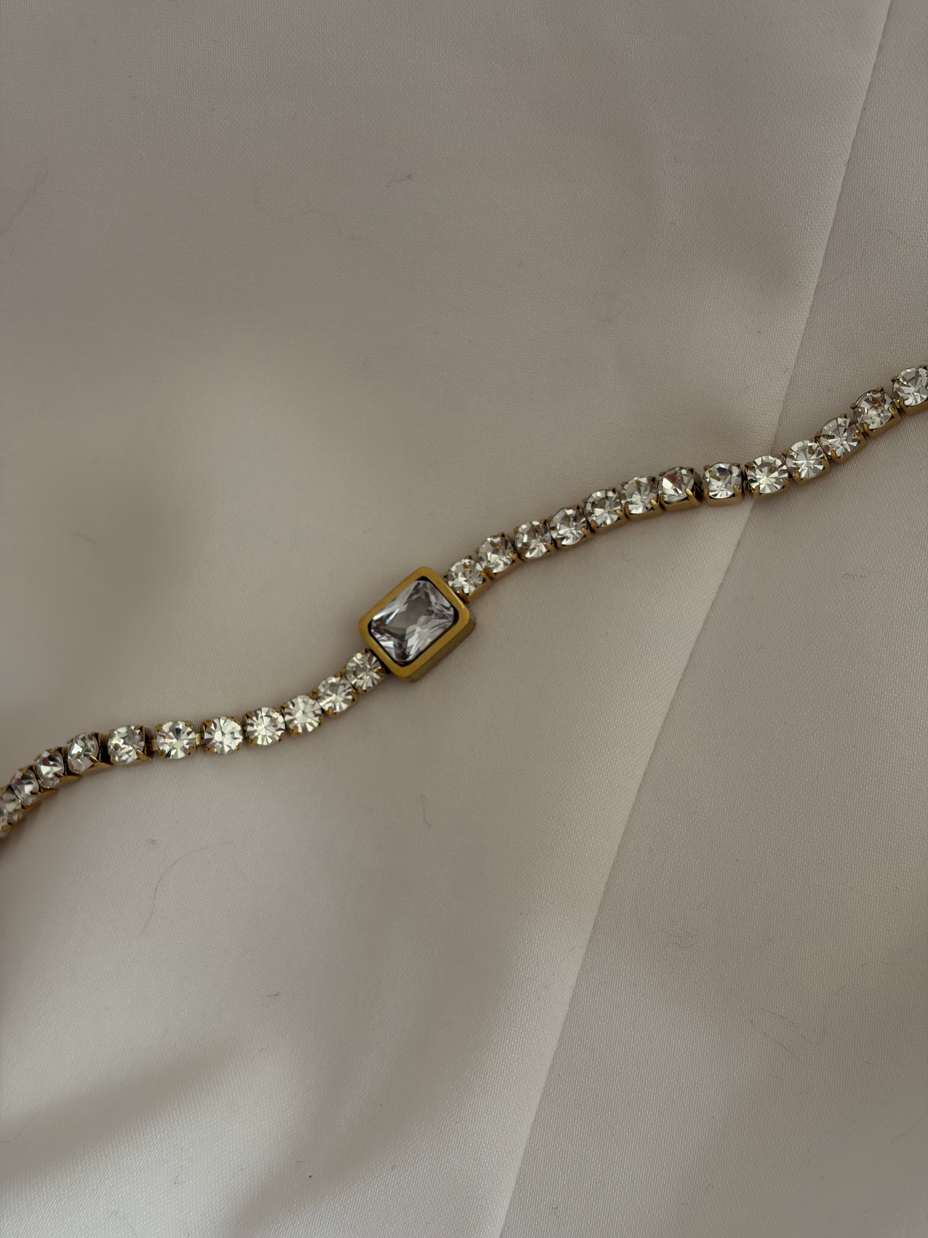 Square tennis bracelet