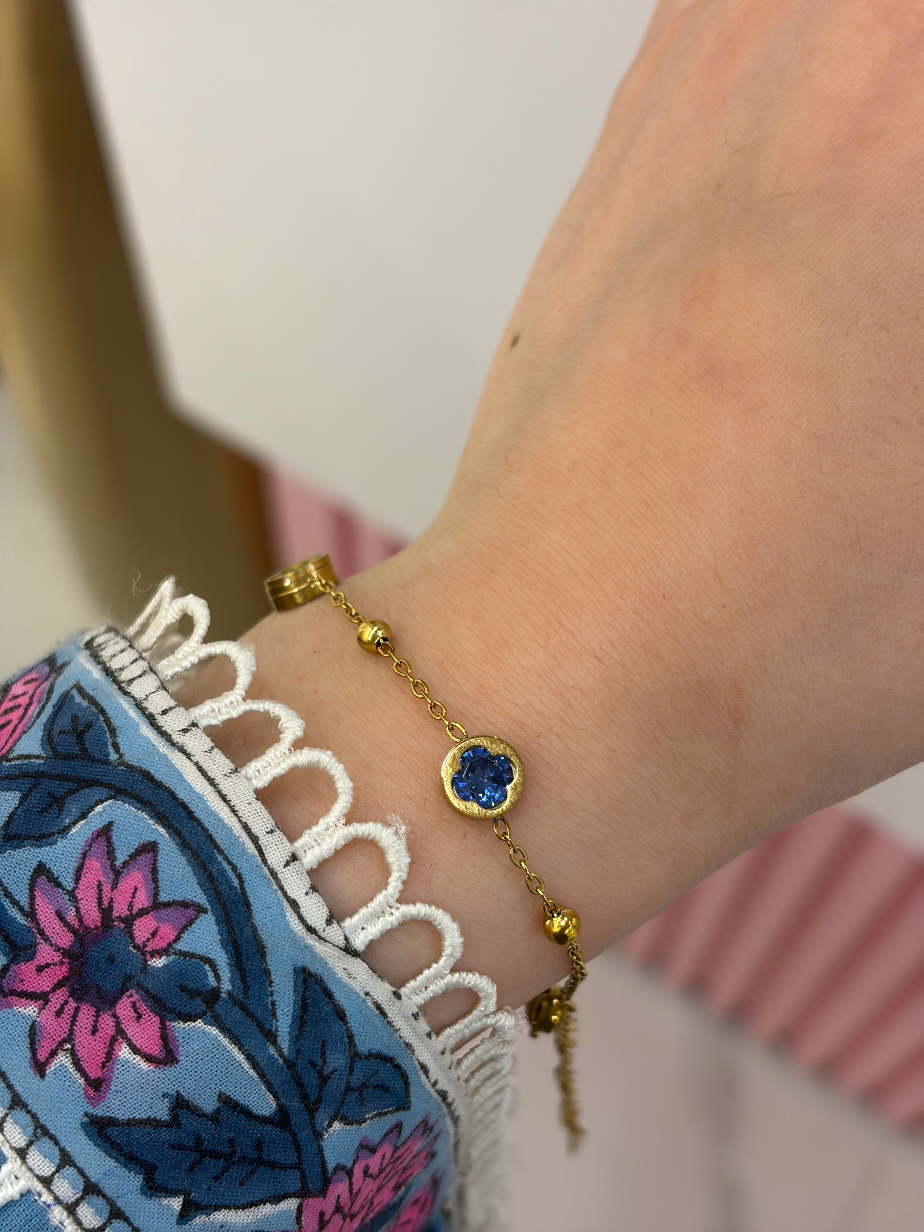 Colour bracelet