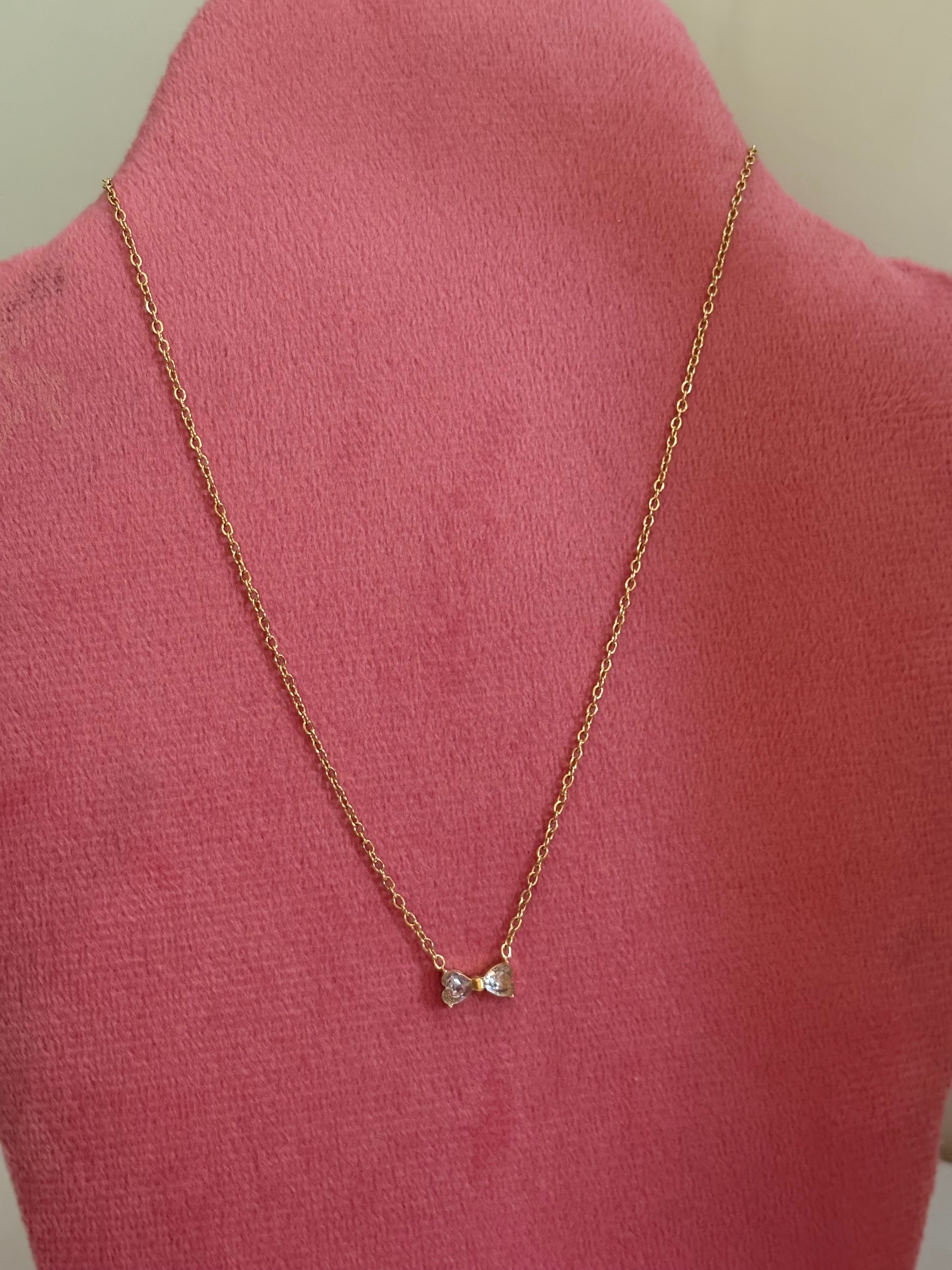 Bow necklace