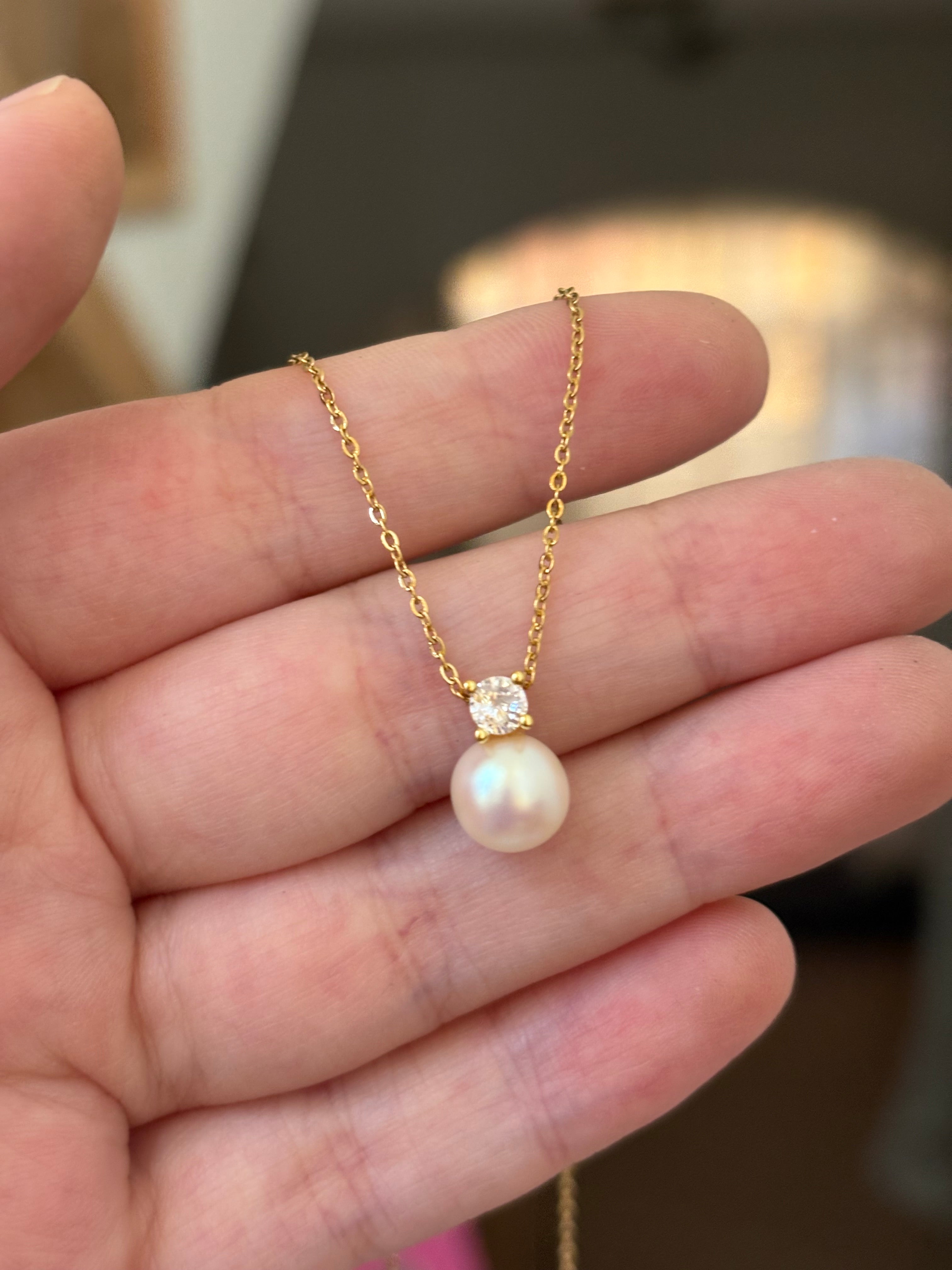 Pearl stone necklace