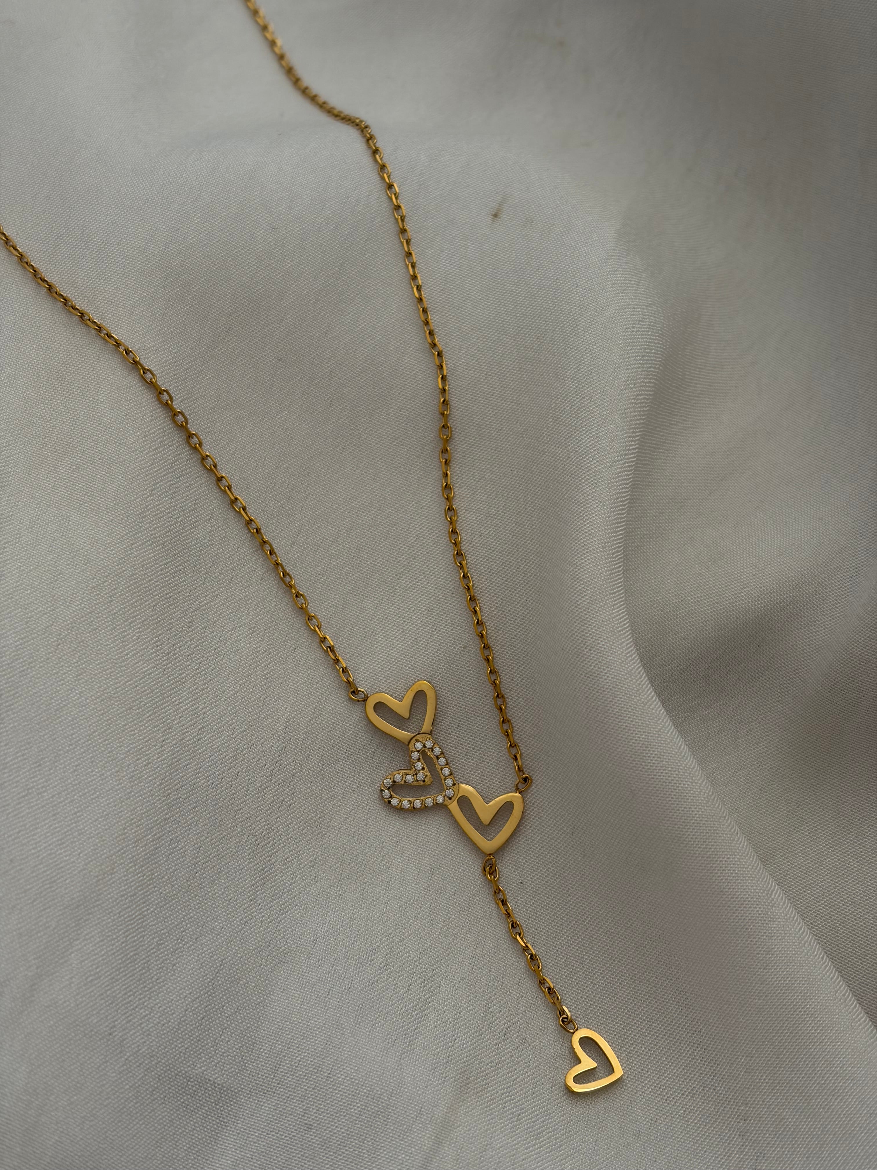 Hearts sleek necklace