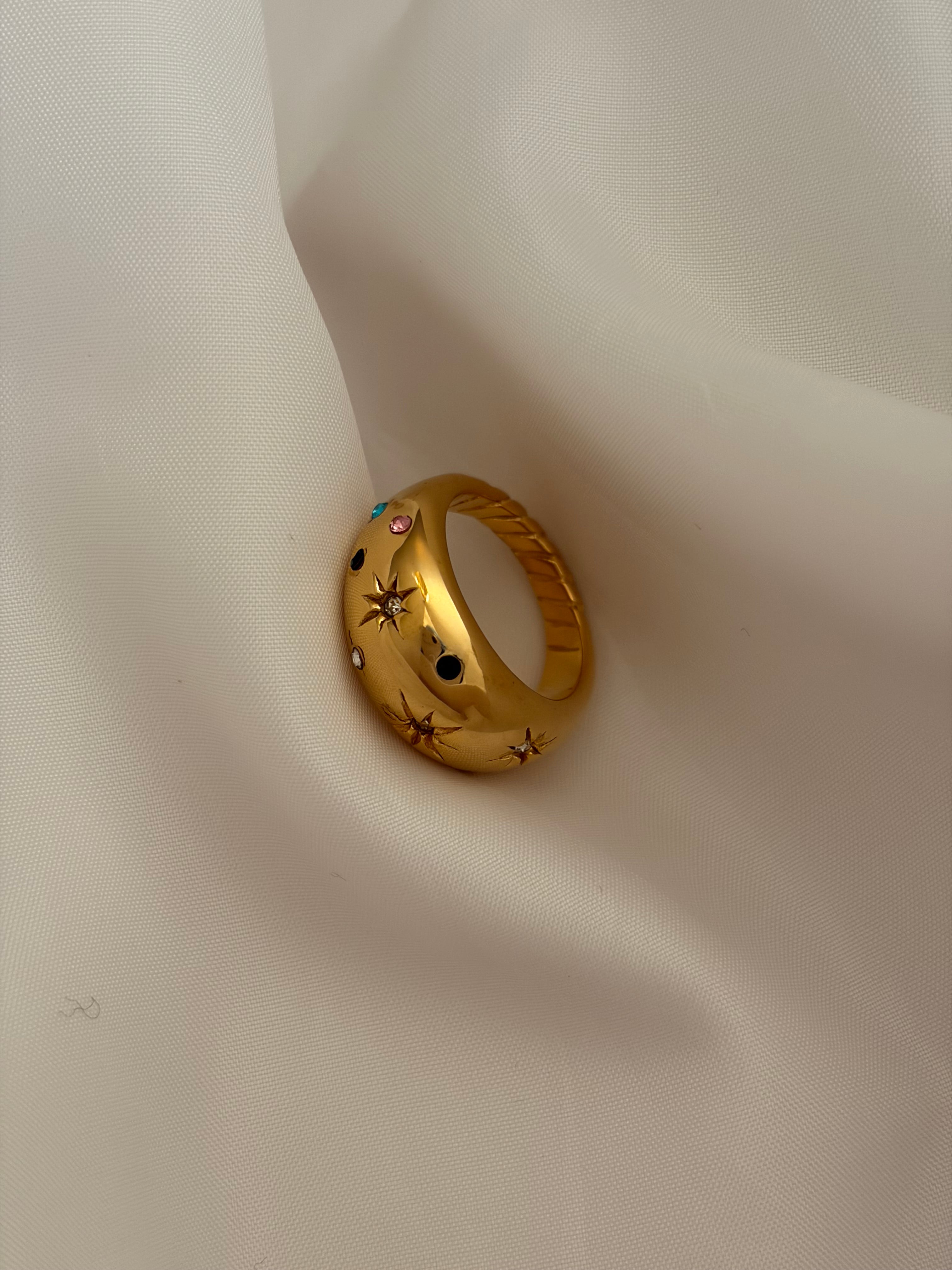 Kaira ring