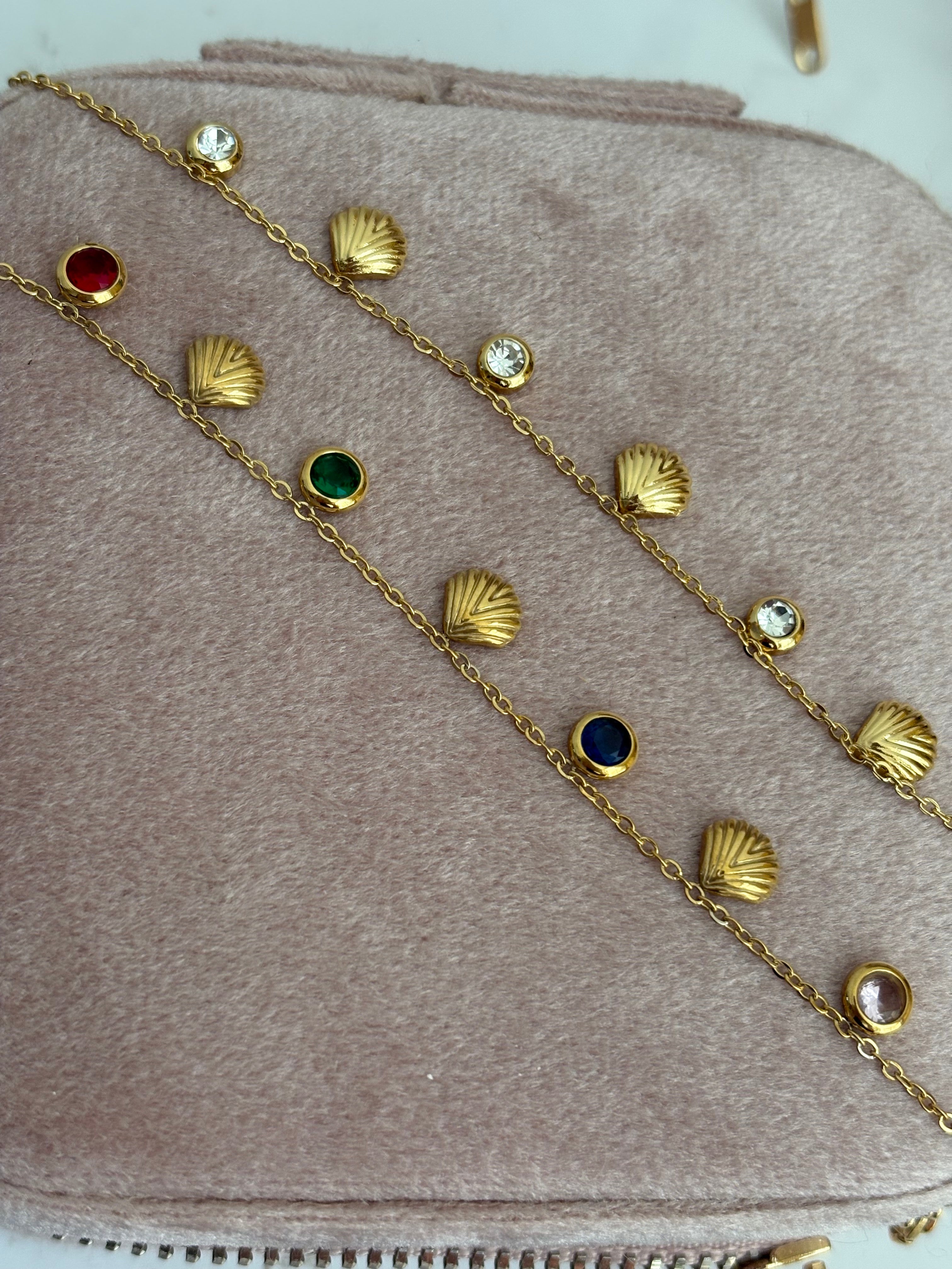 Shell charm bracelet