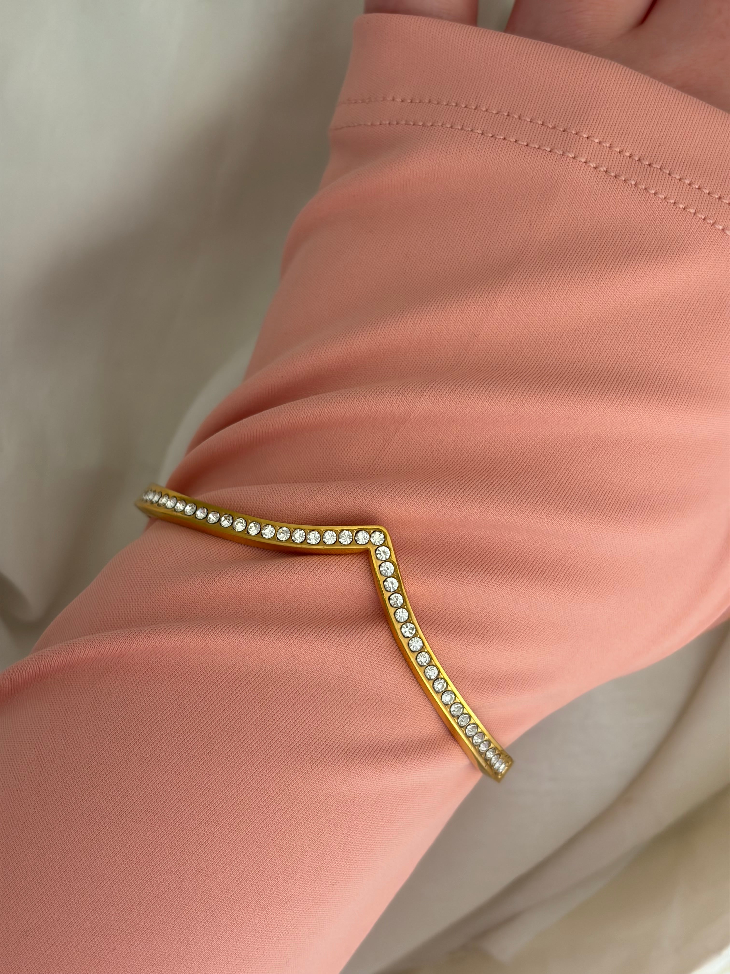 V studded bracelet