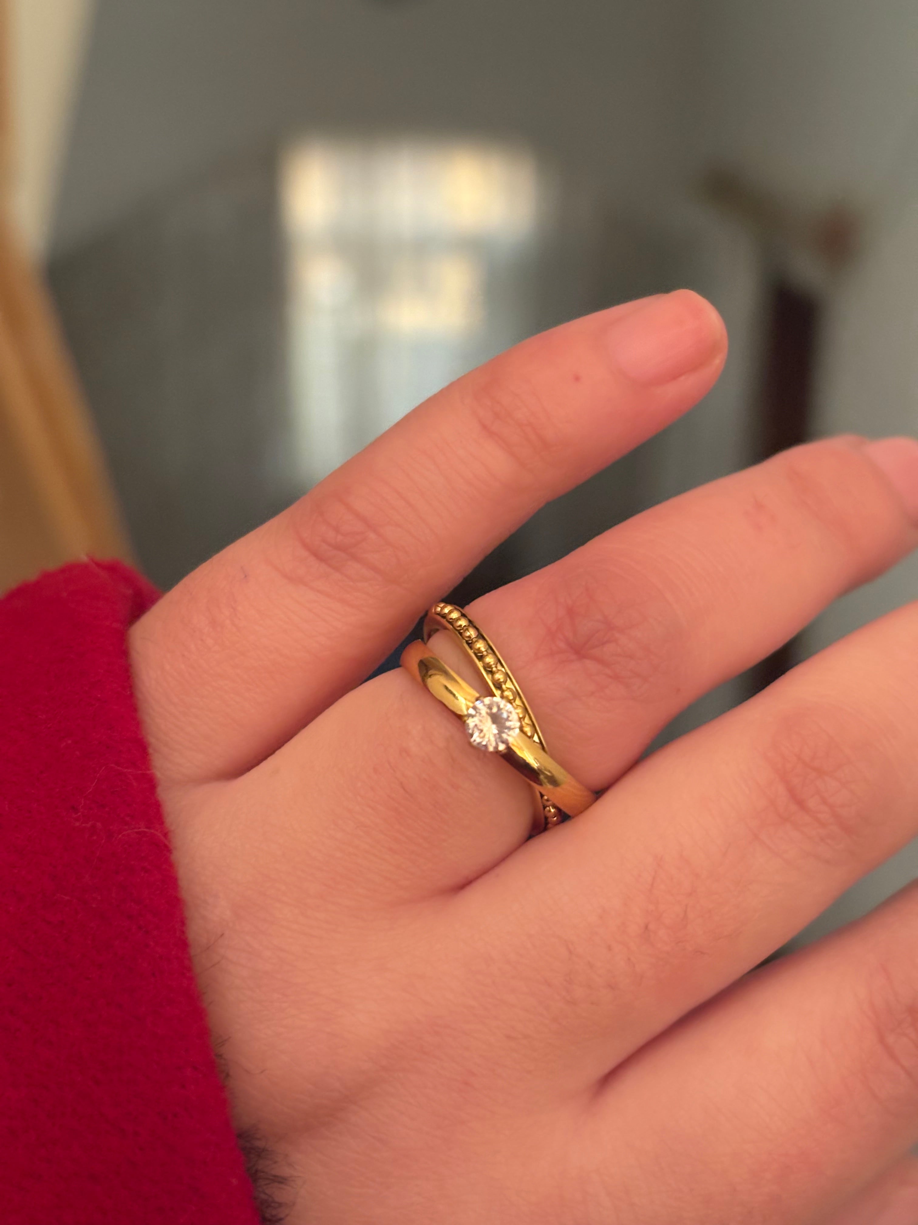 Unique ring
