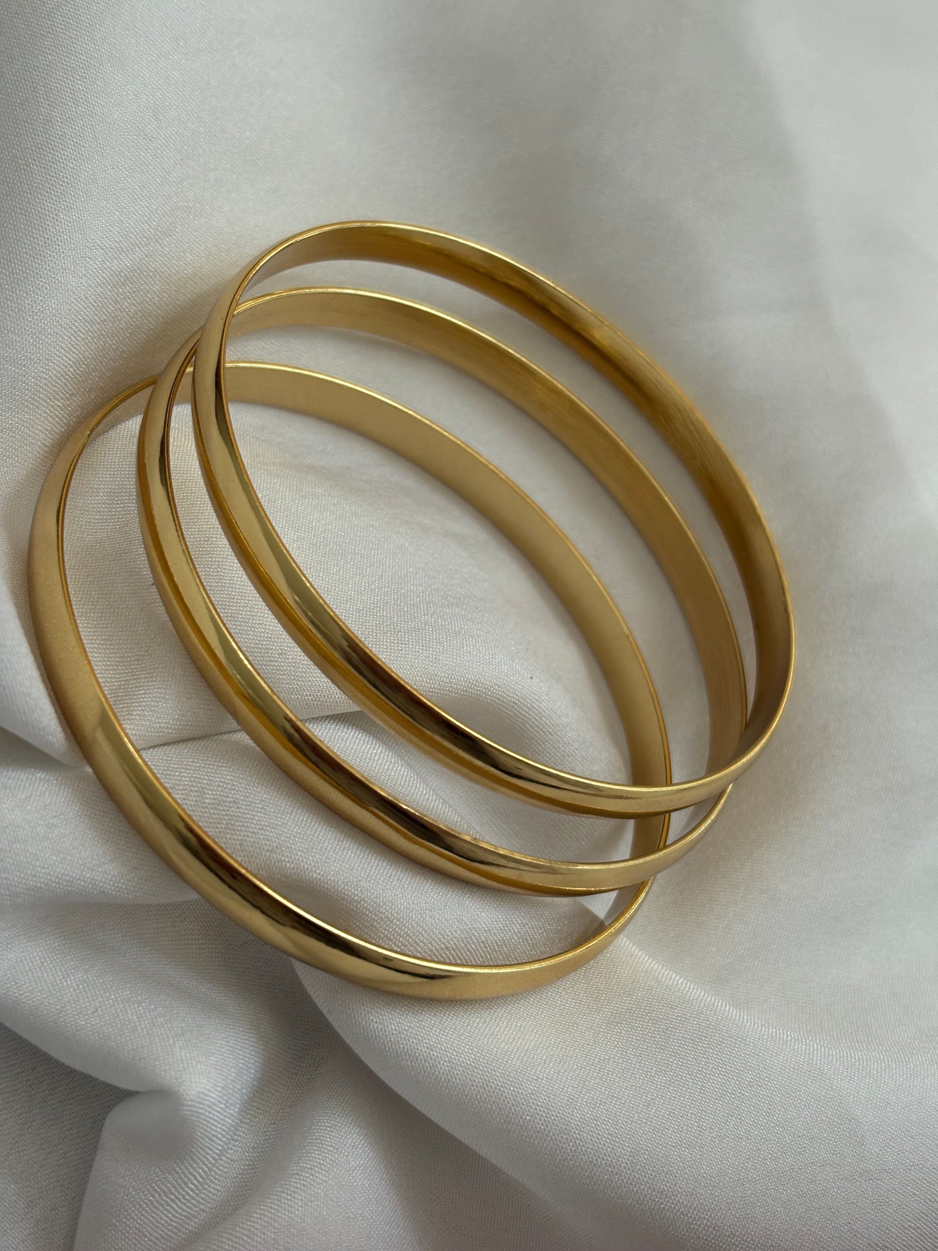 Thick bangles (set of 3)