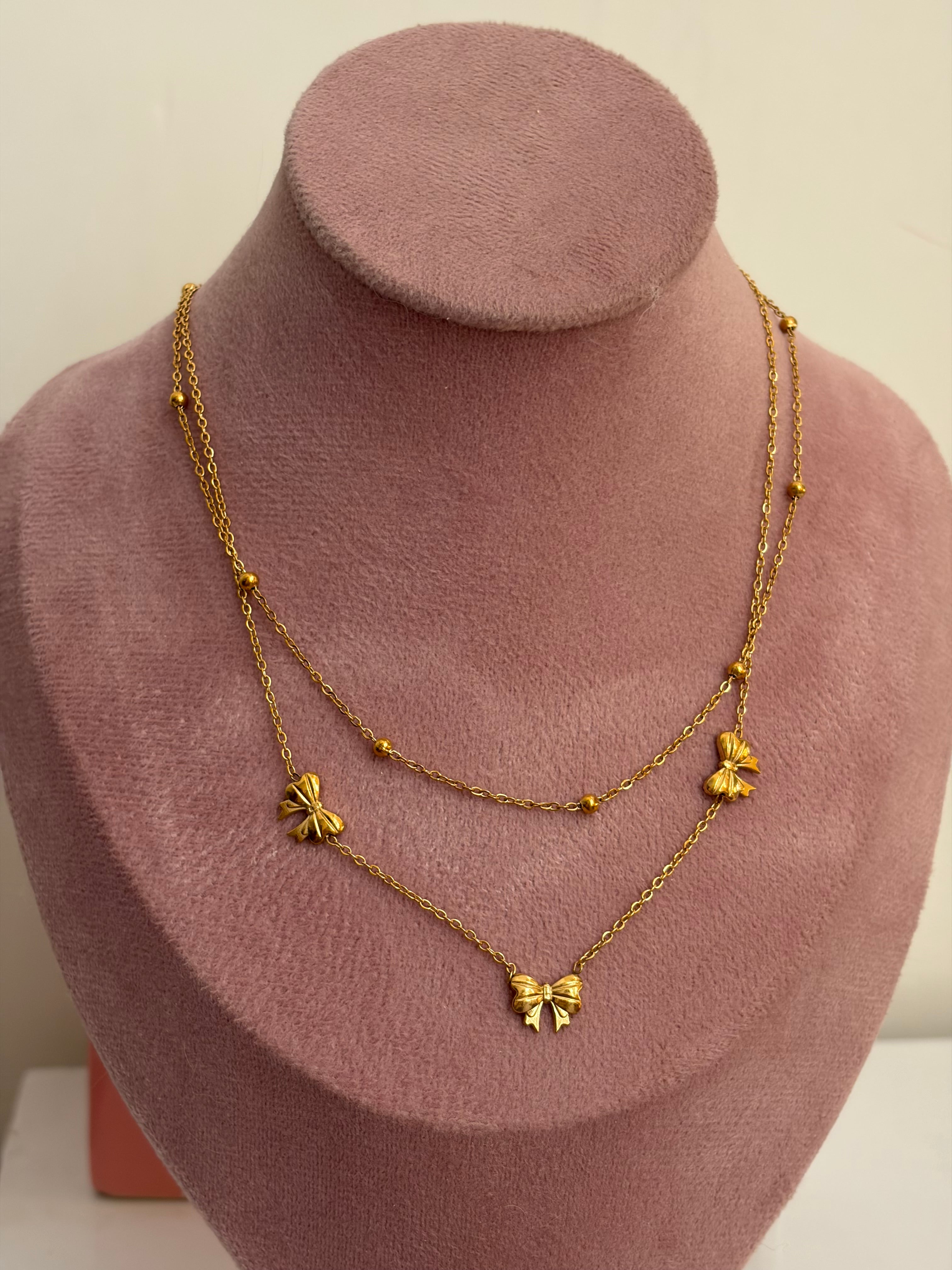 Bow layered necklace
