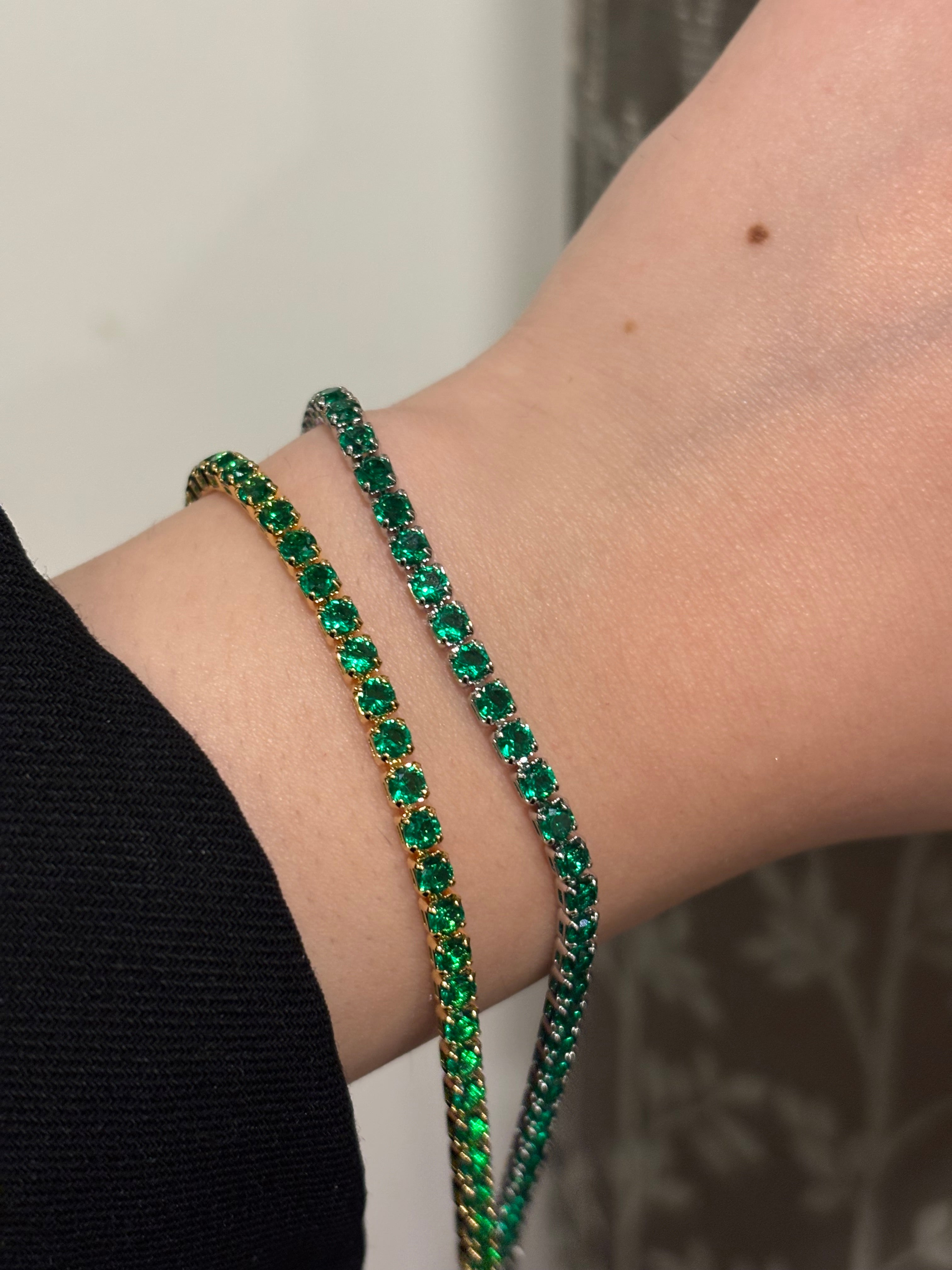 Vibe tennis bracelet(emerald)