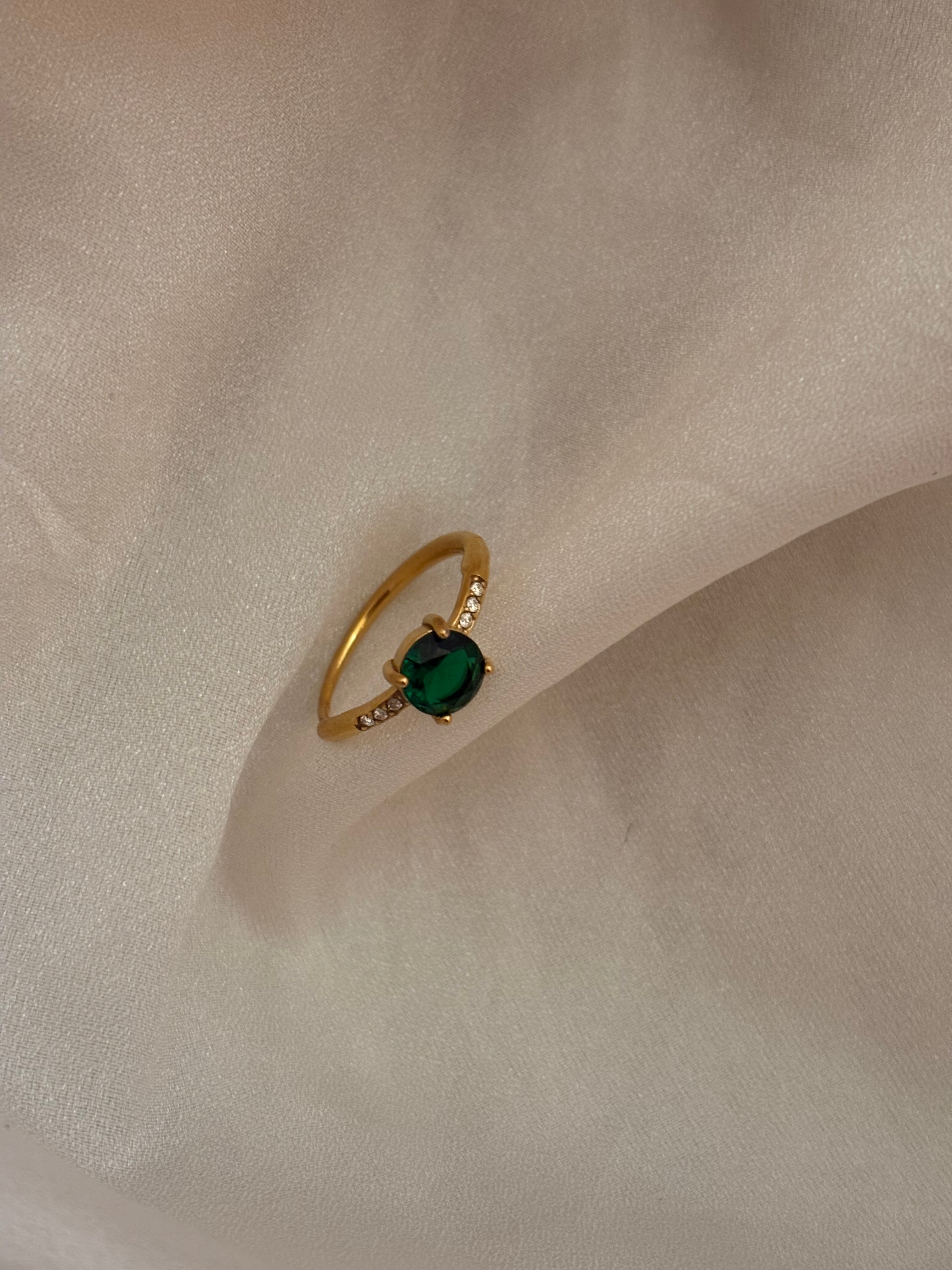 Emerald ring