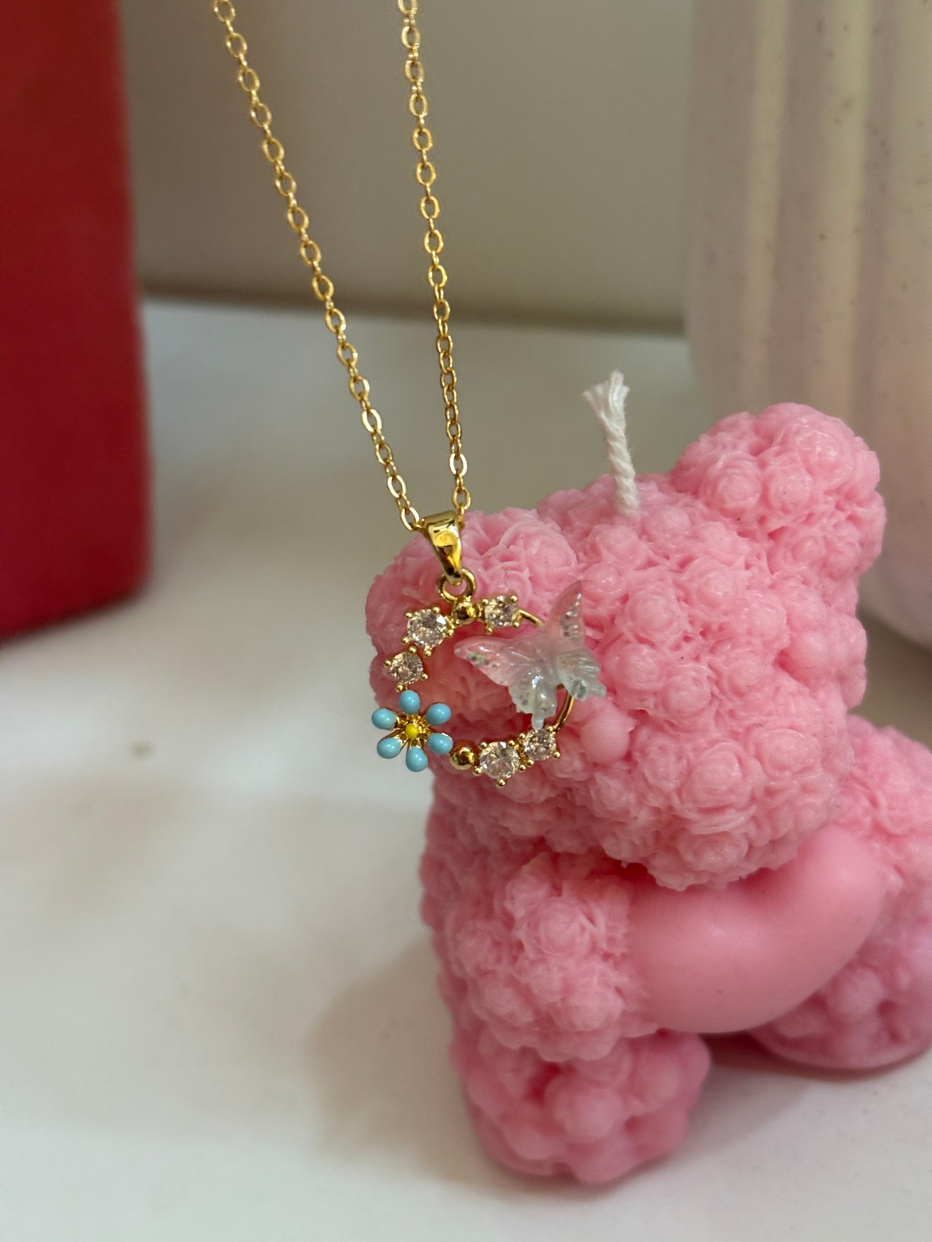 Pompom necklace