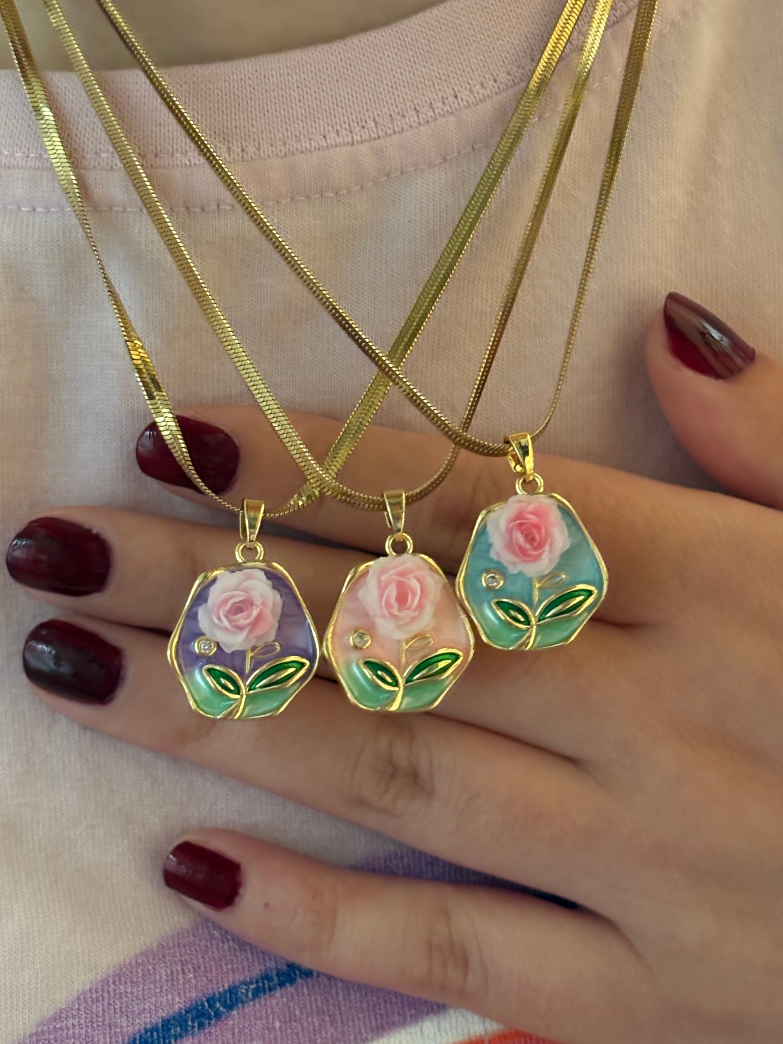 Rose vintage necklace