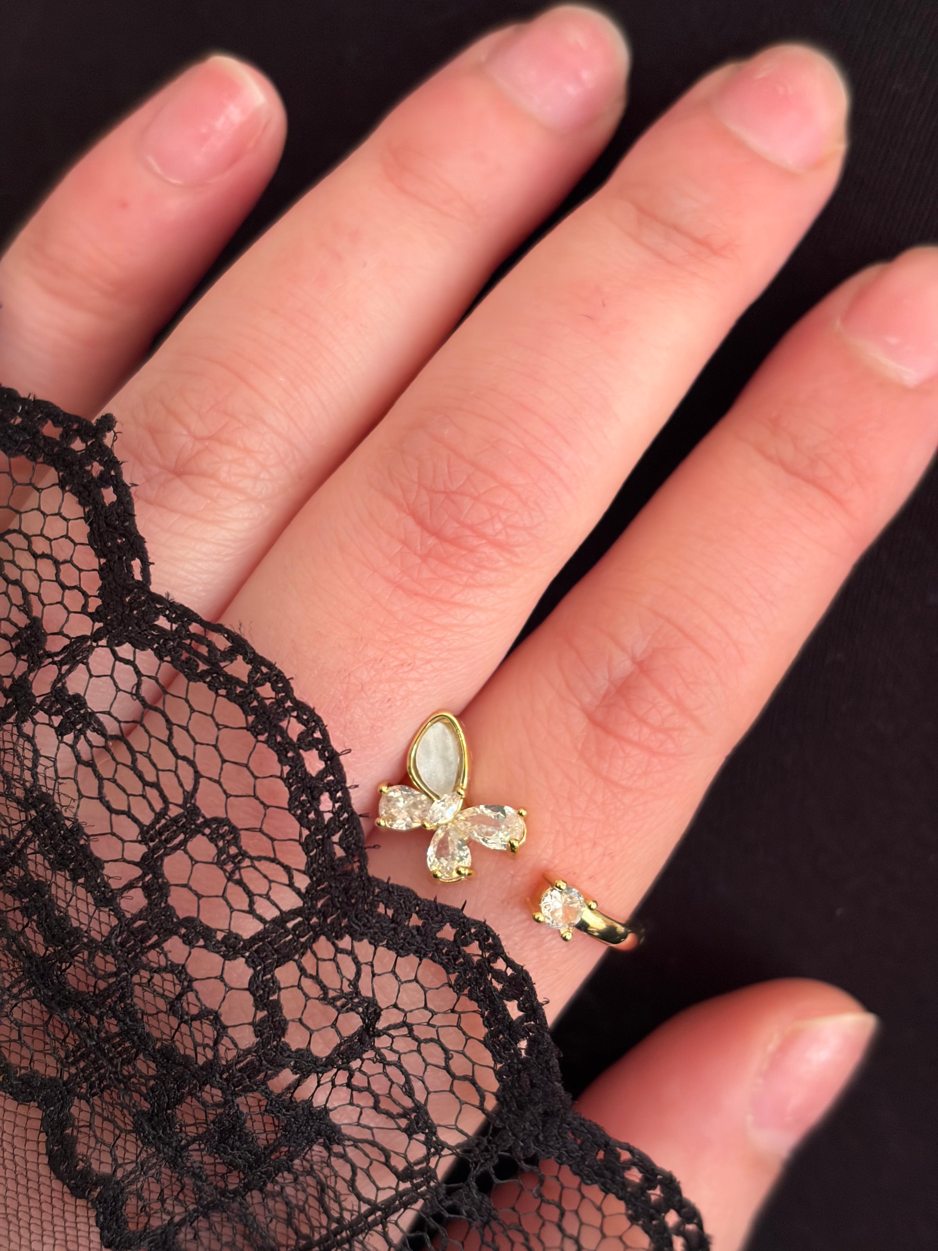 Butterfly ring