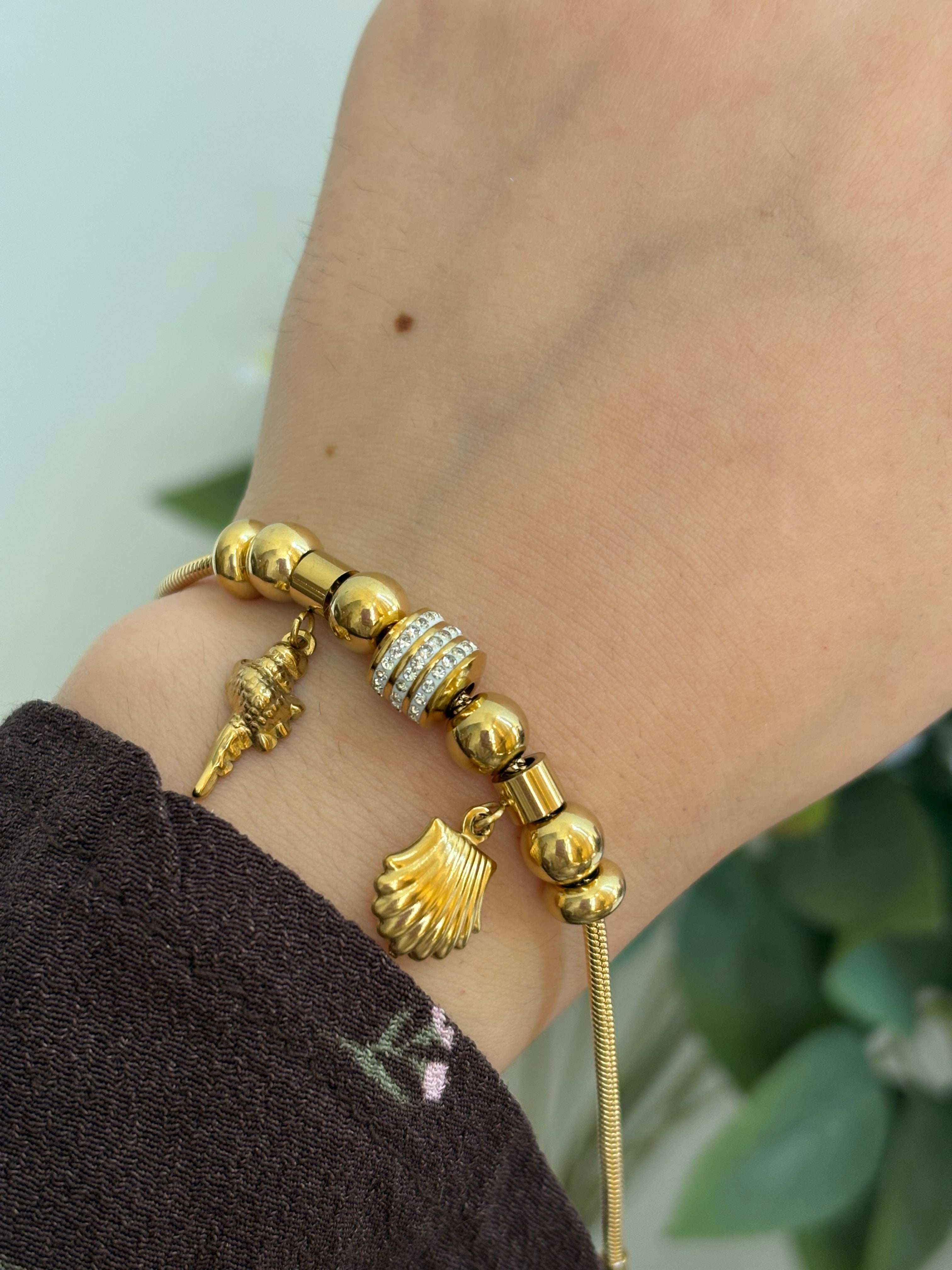 Seahorse bracelet