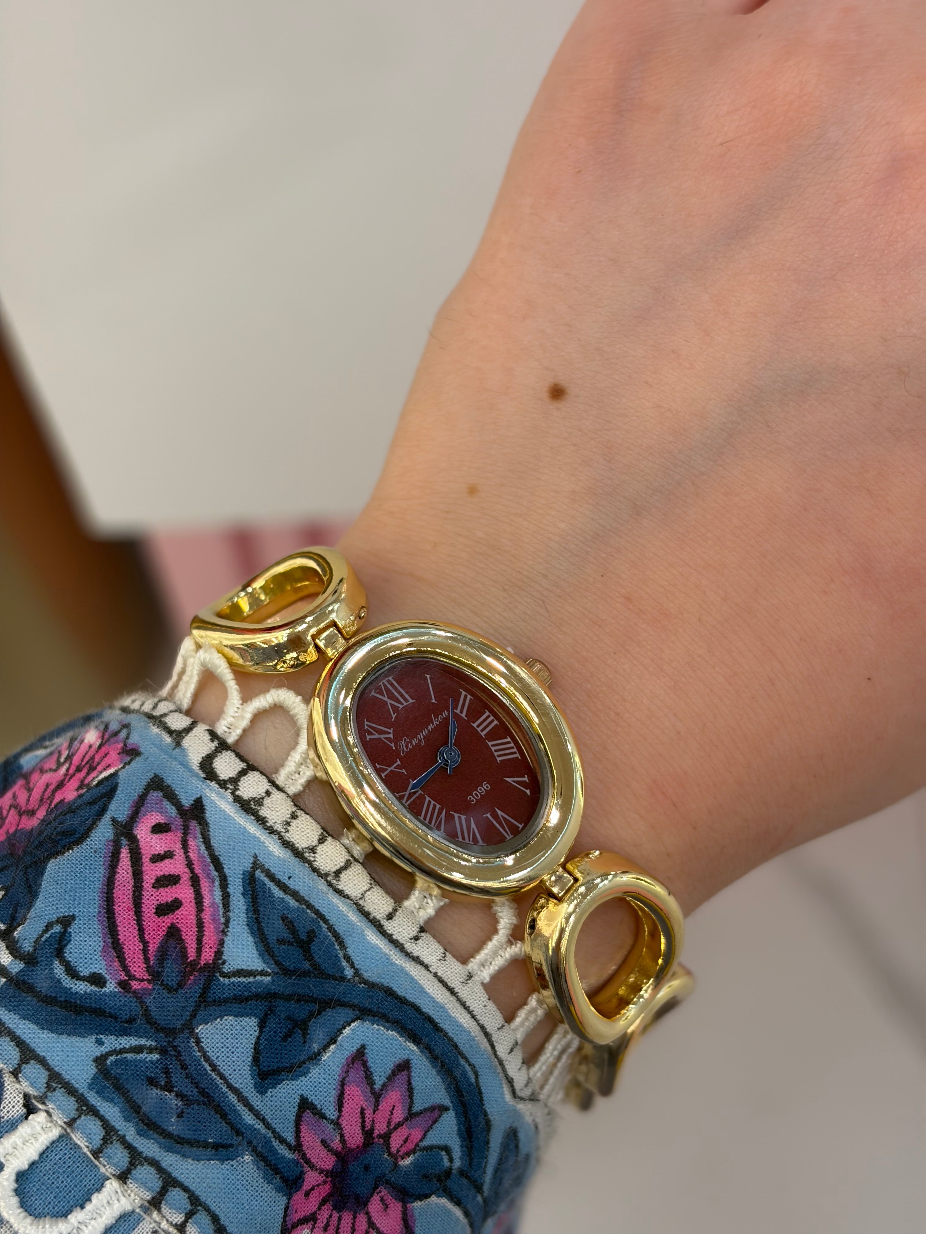 Cool girl watch