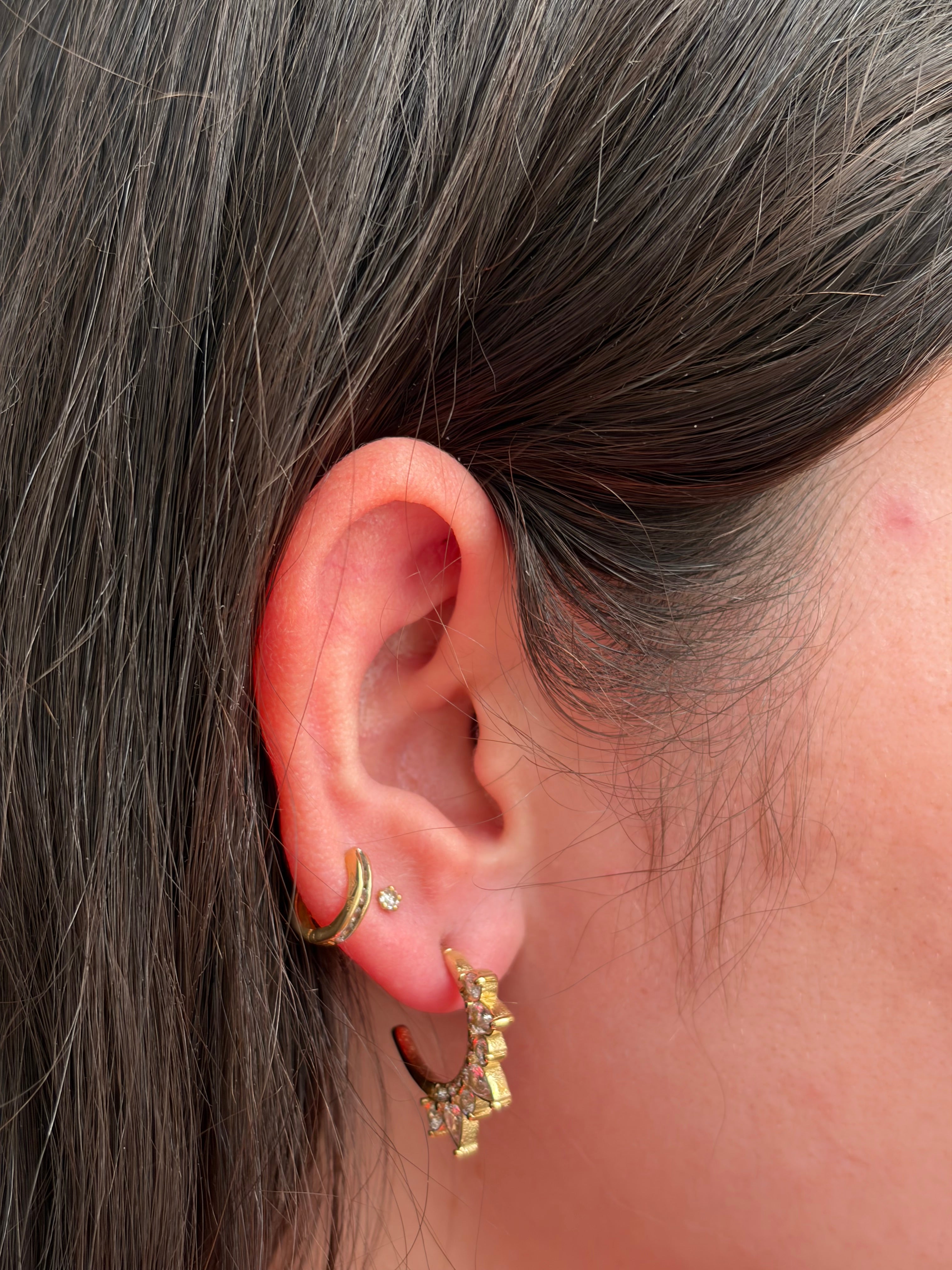Queen earring