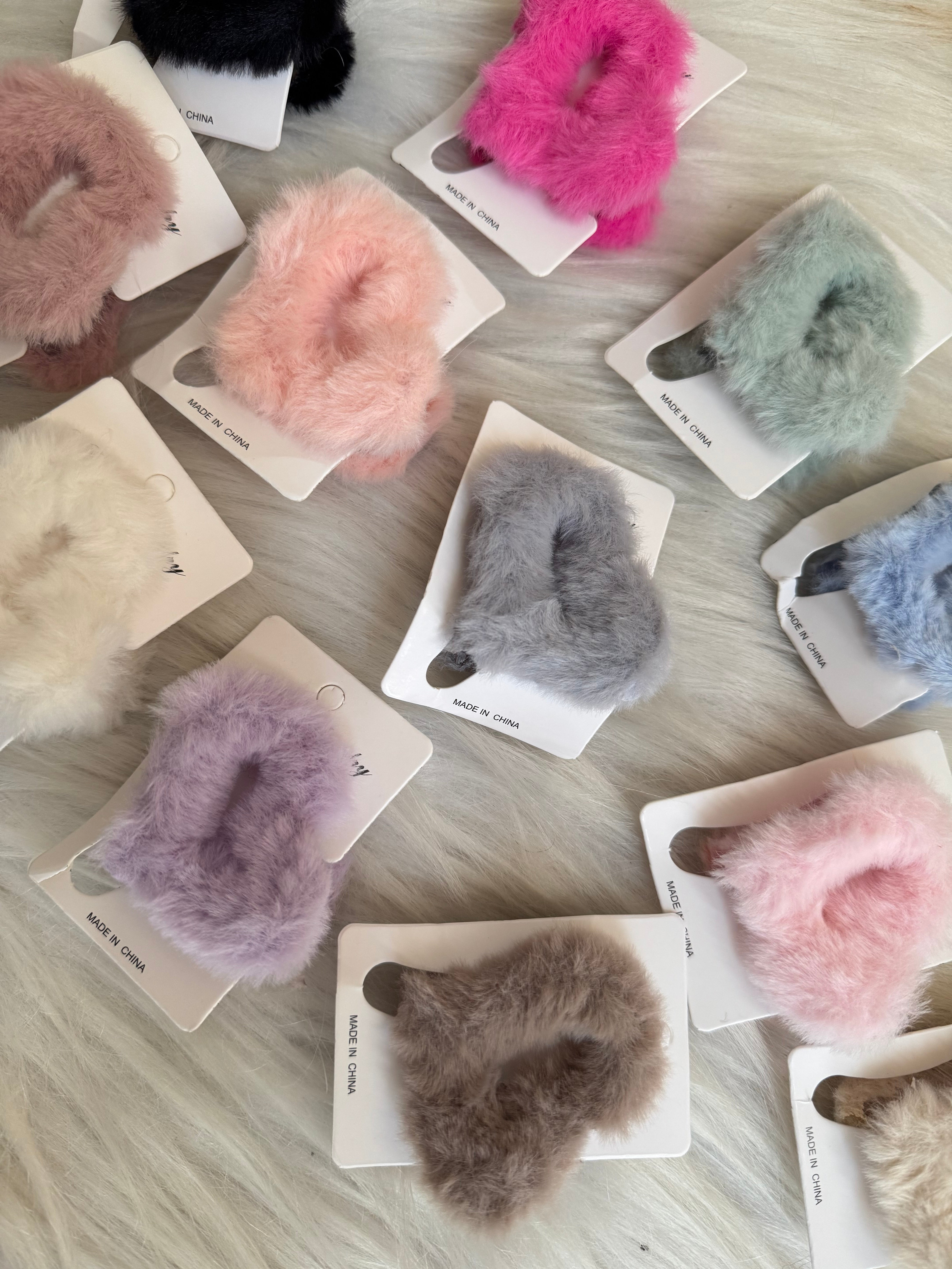 Small fur heart claw