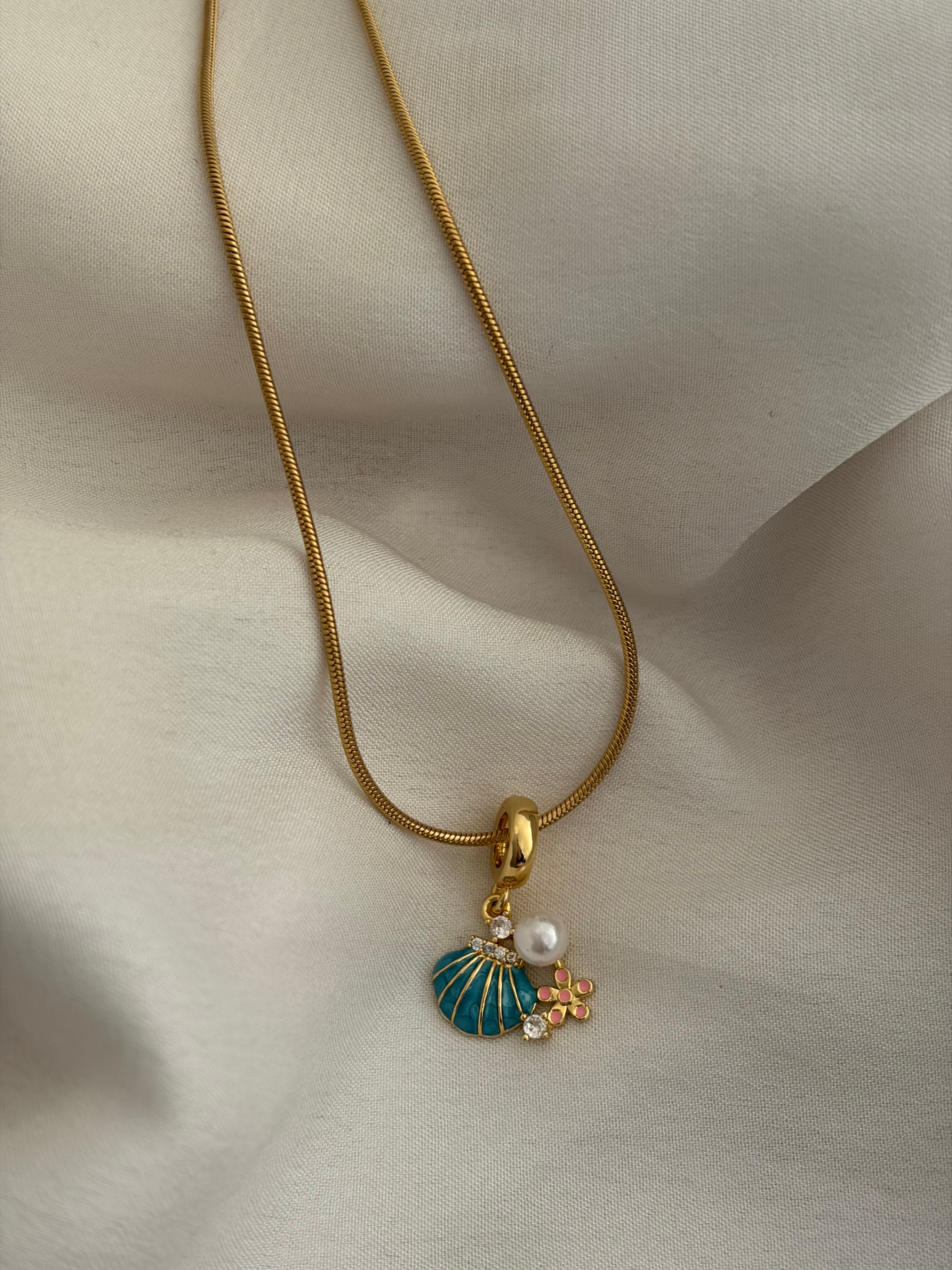 Sea necklace