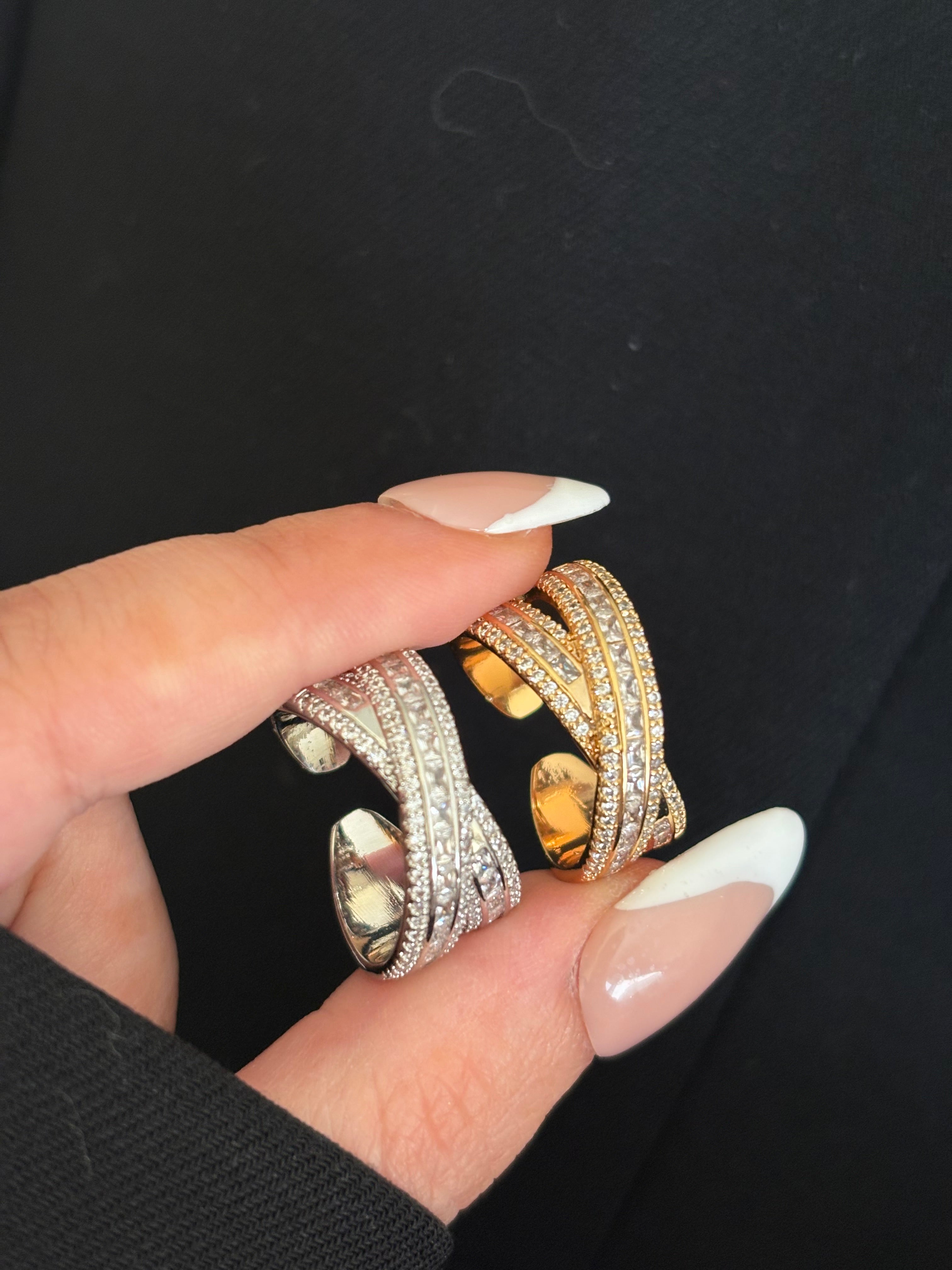 Crisscross luxe ring