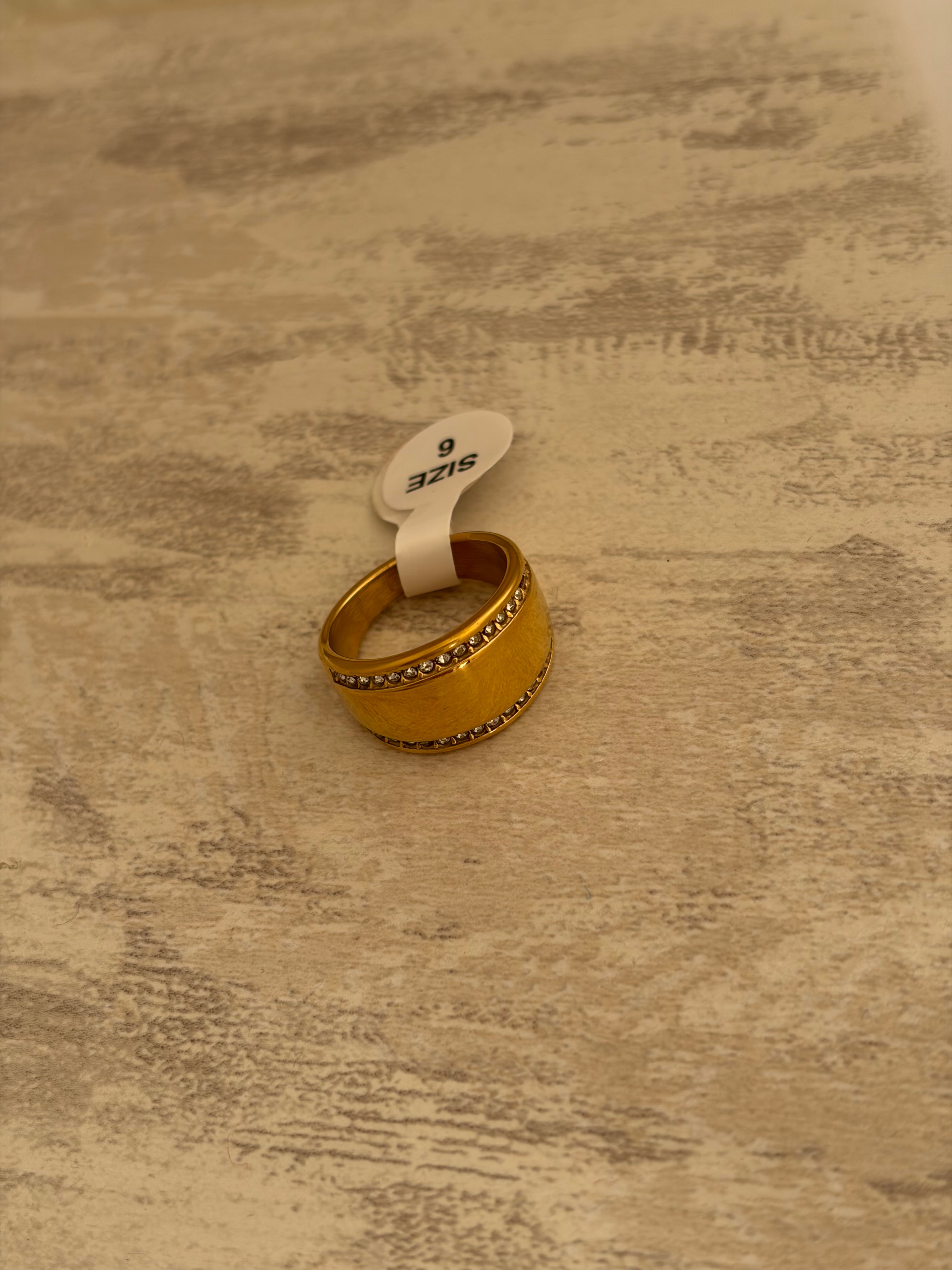 Senorita ring