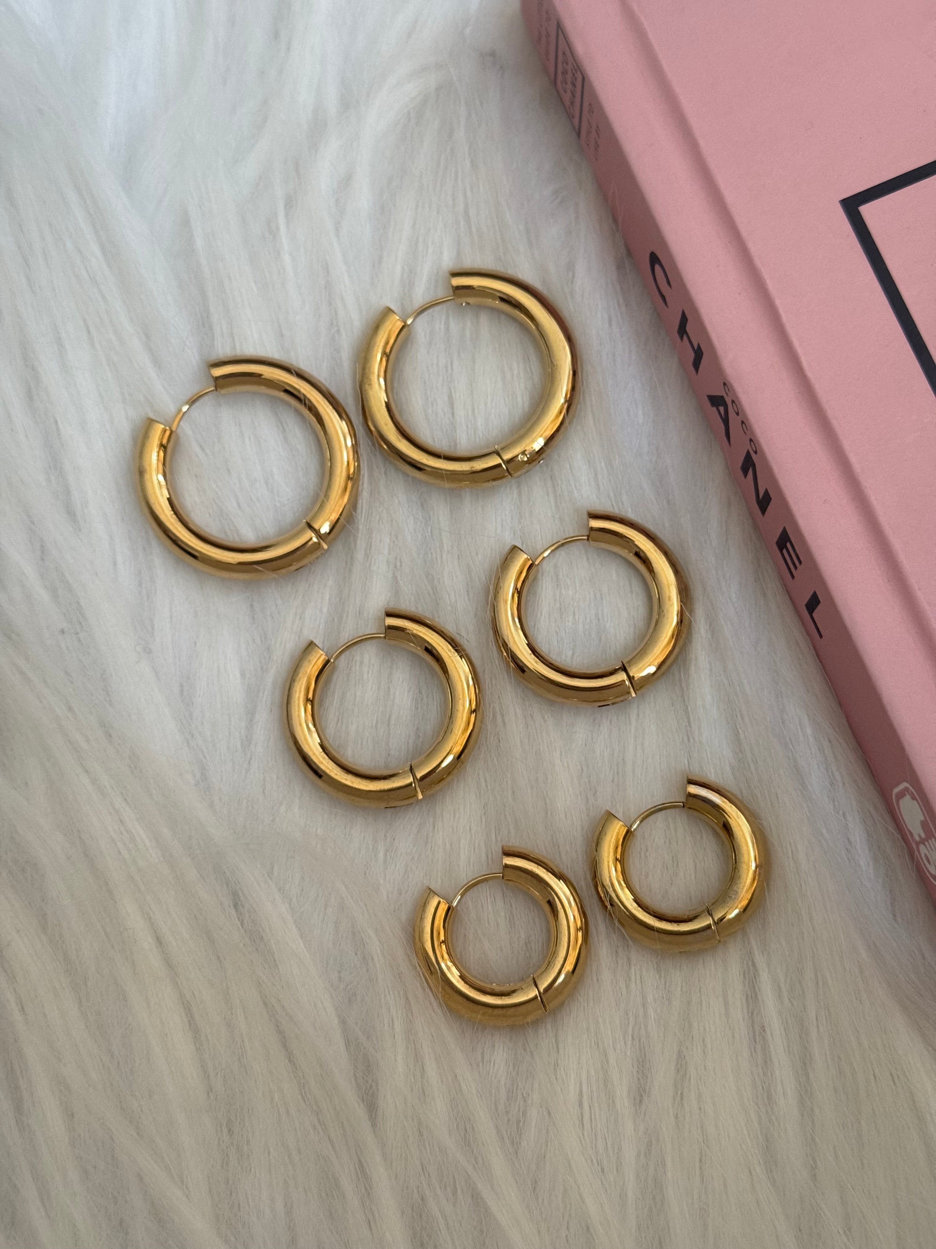 Selene hoops