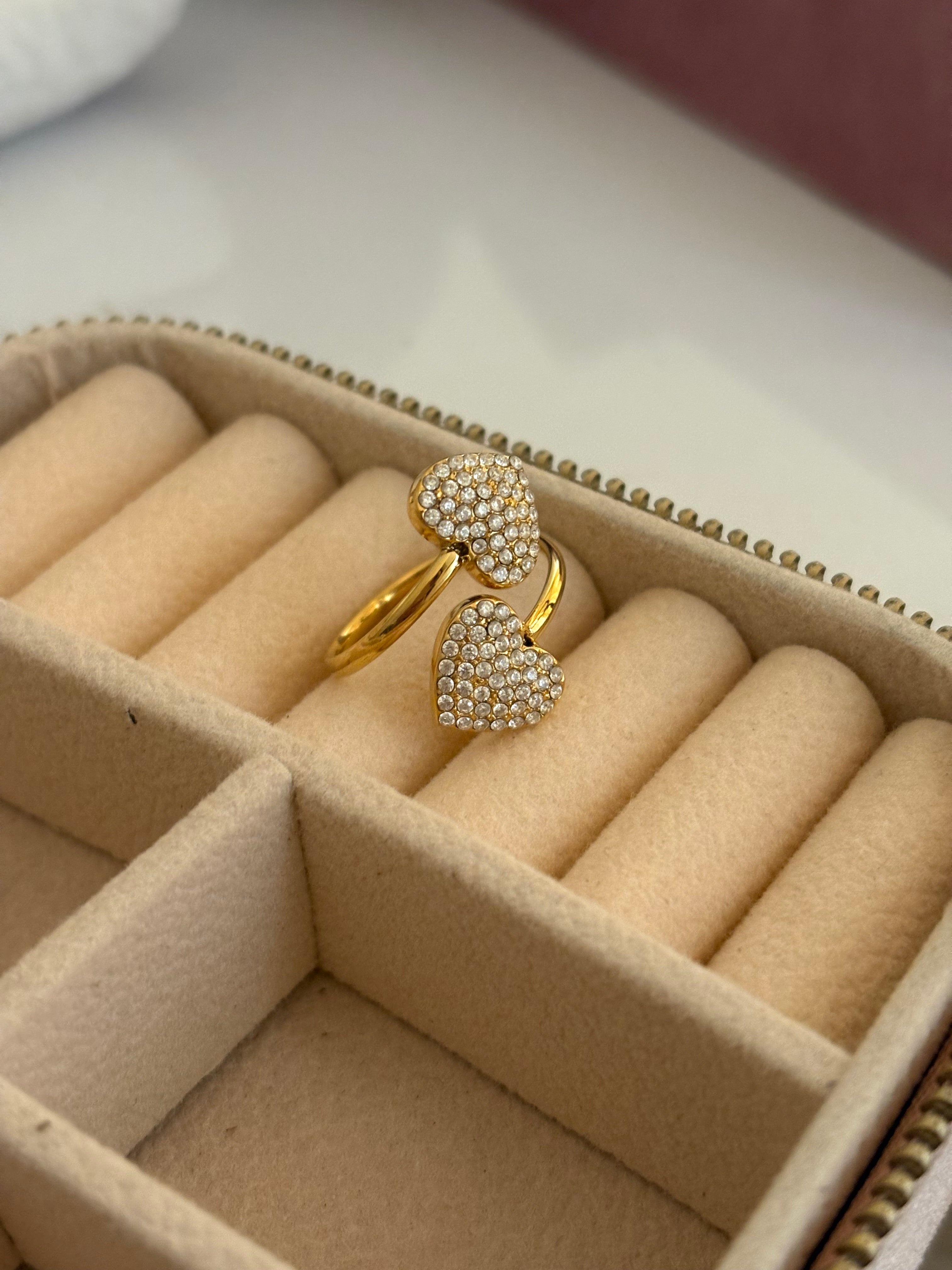 Hearts ring