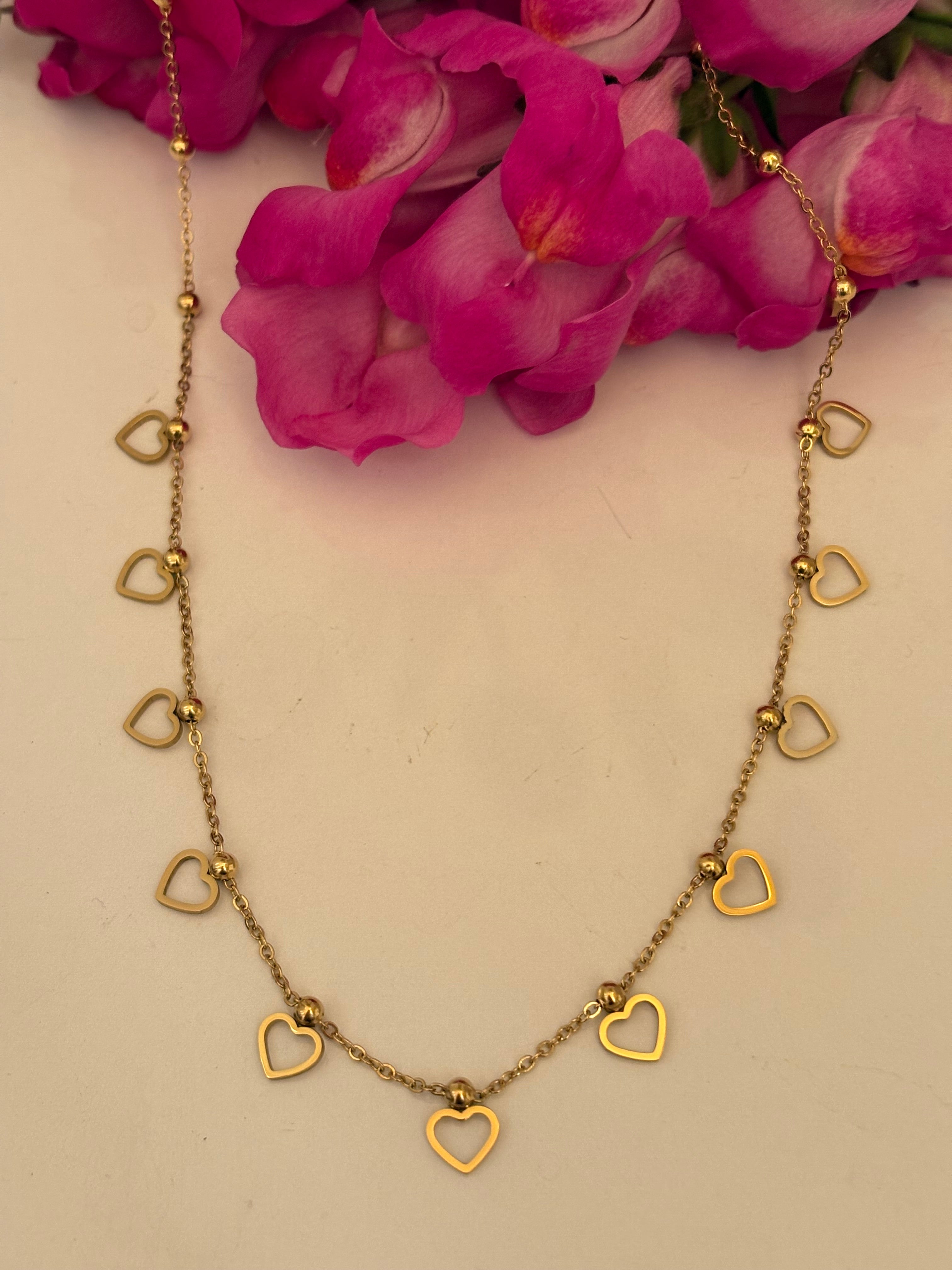 Hollow heart necklace