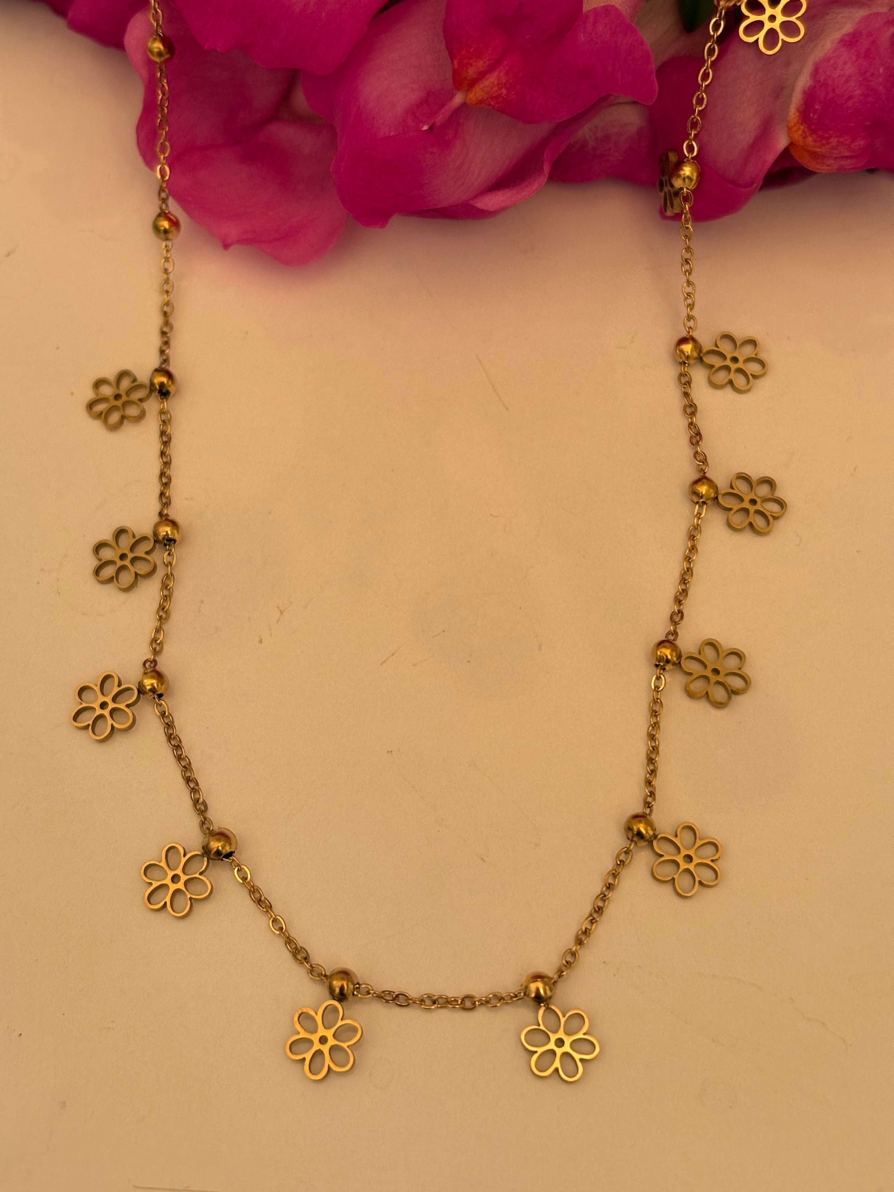 Flower charm necklace
