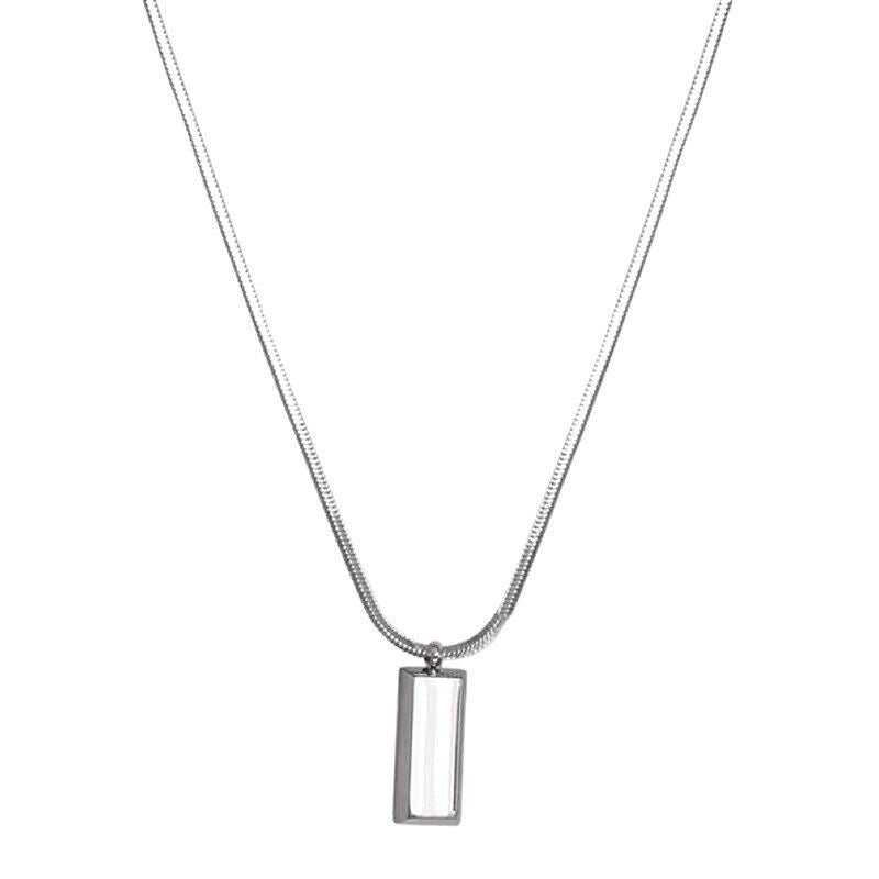 Bar necklace