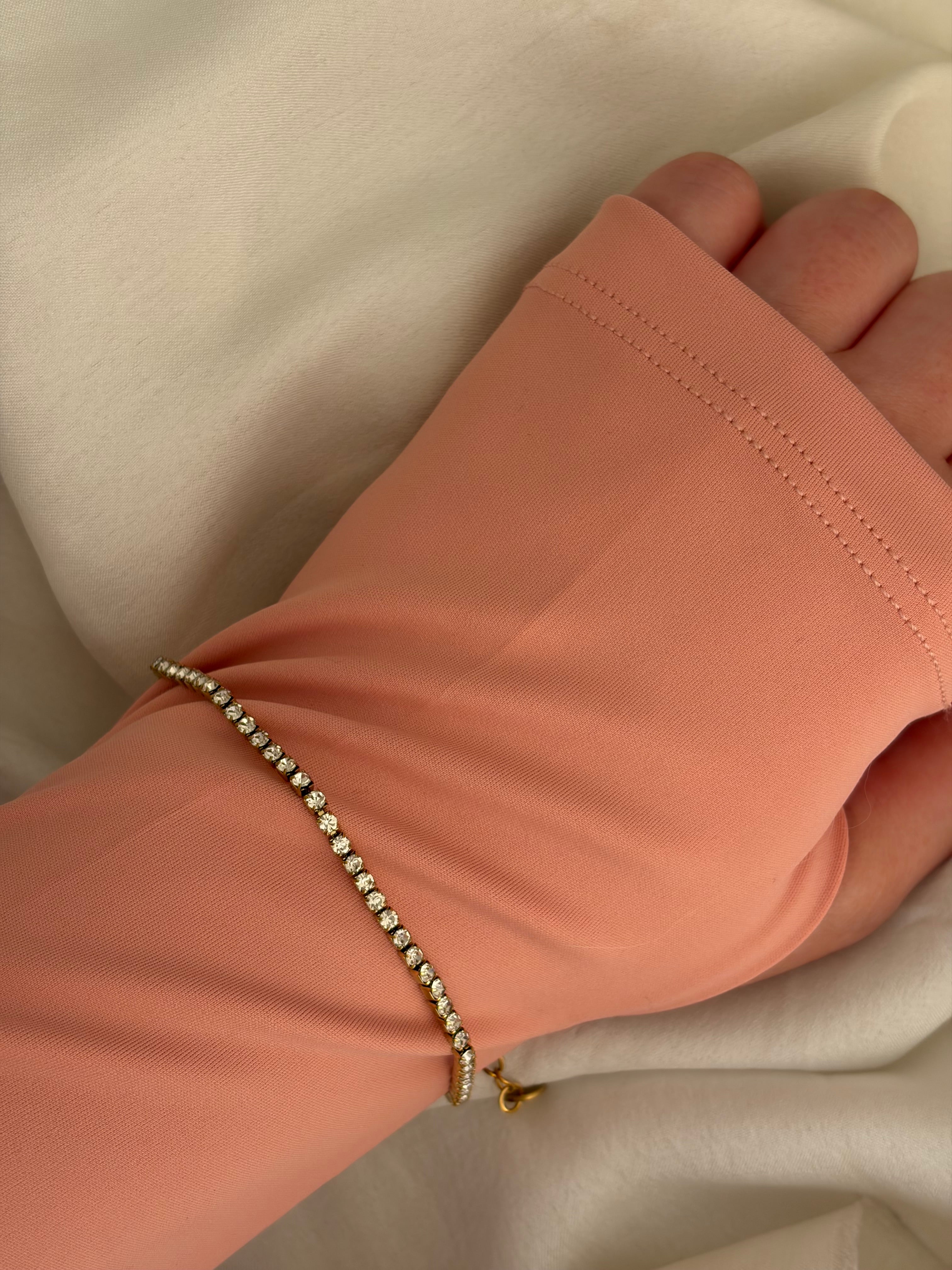 Tennis bracelet
