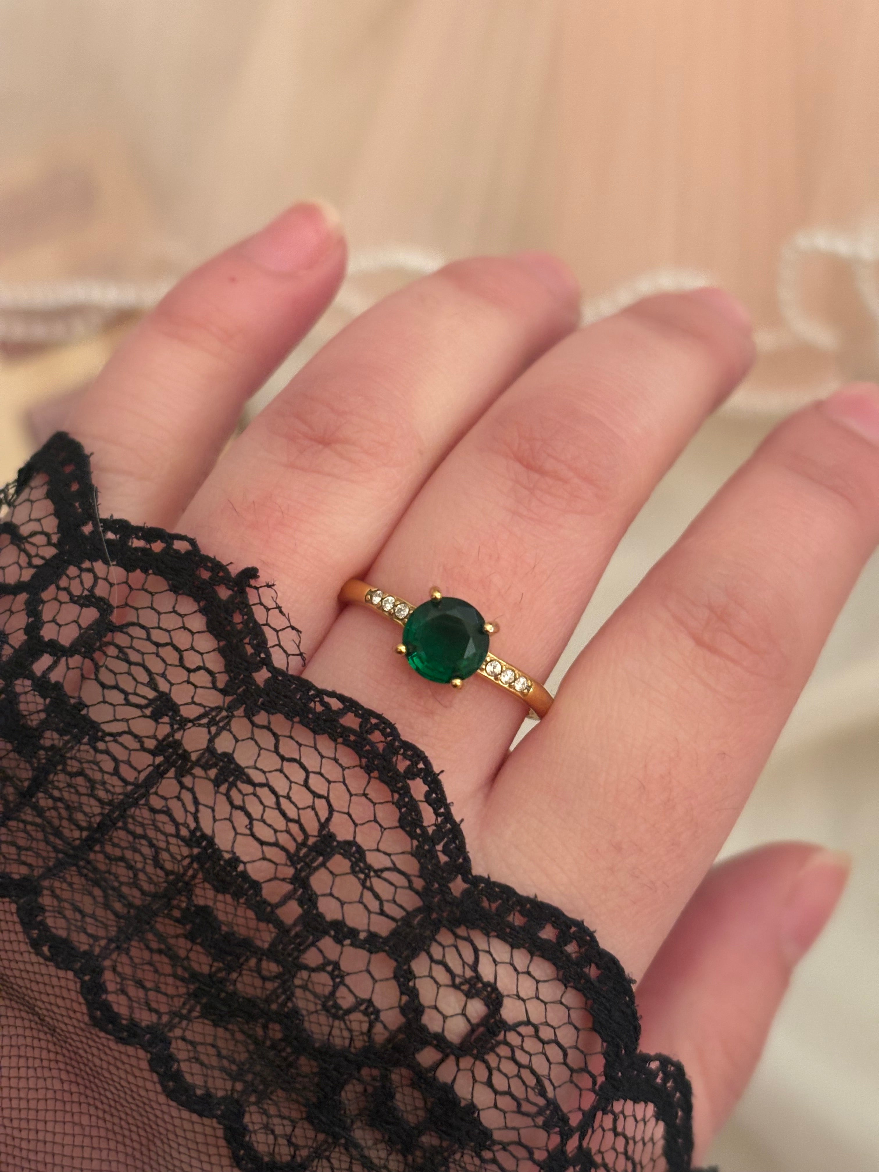 Emerald ring