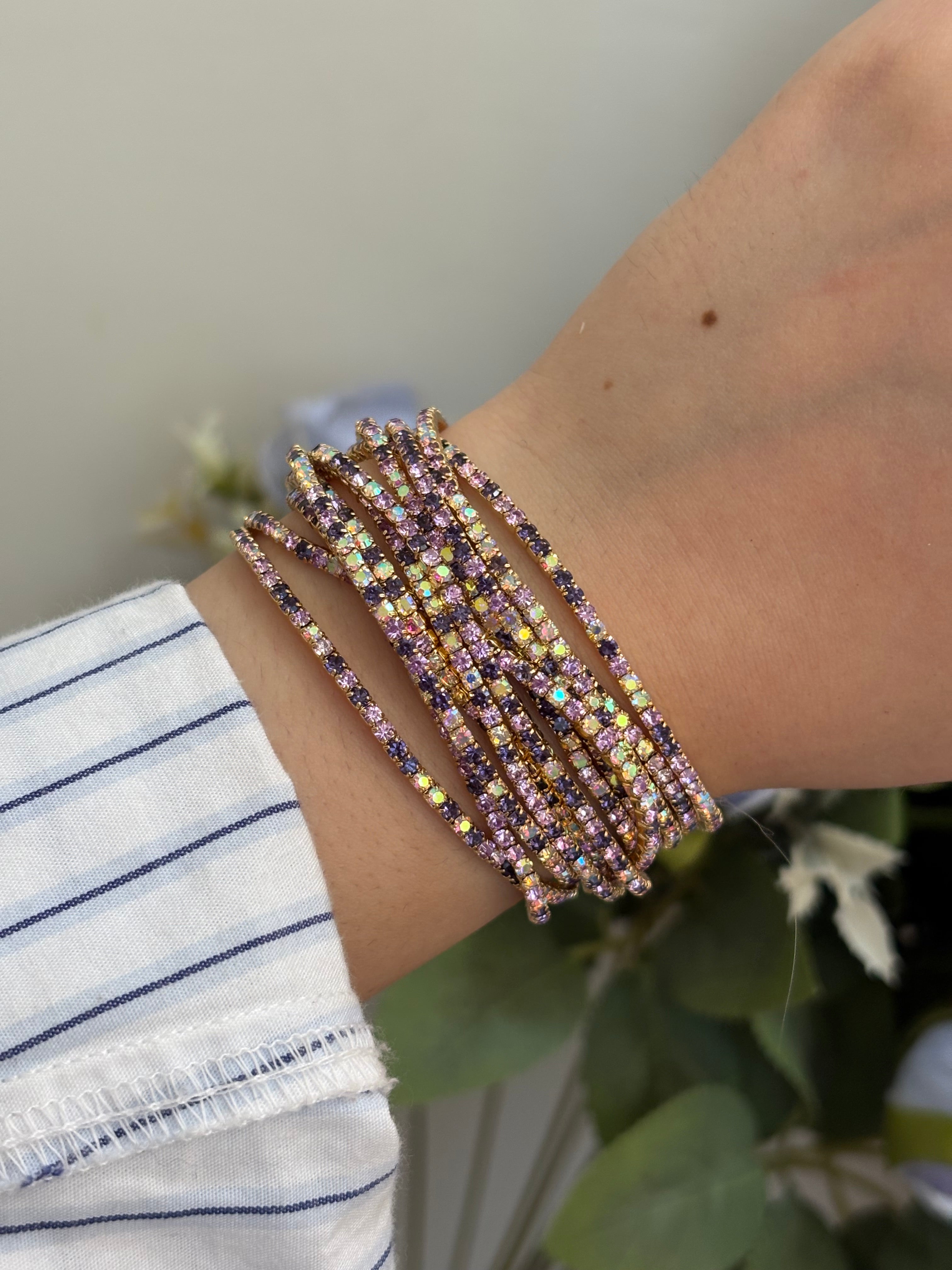 Purple multistone stretchable bracelet