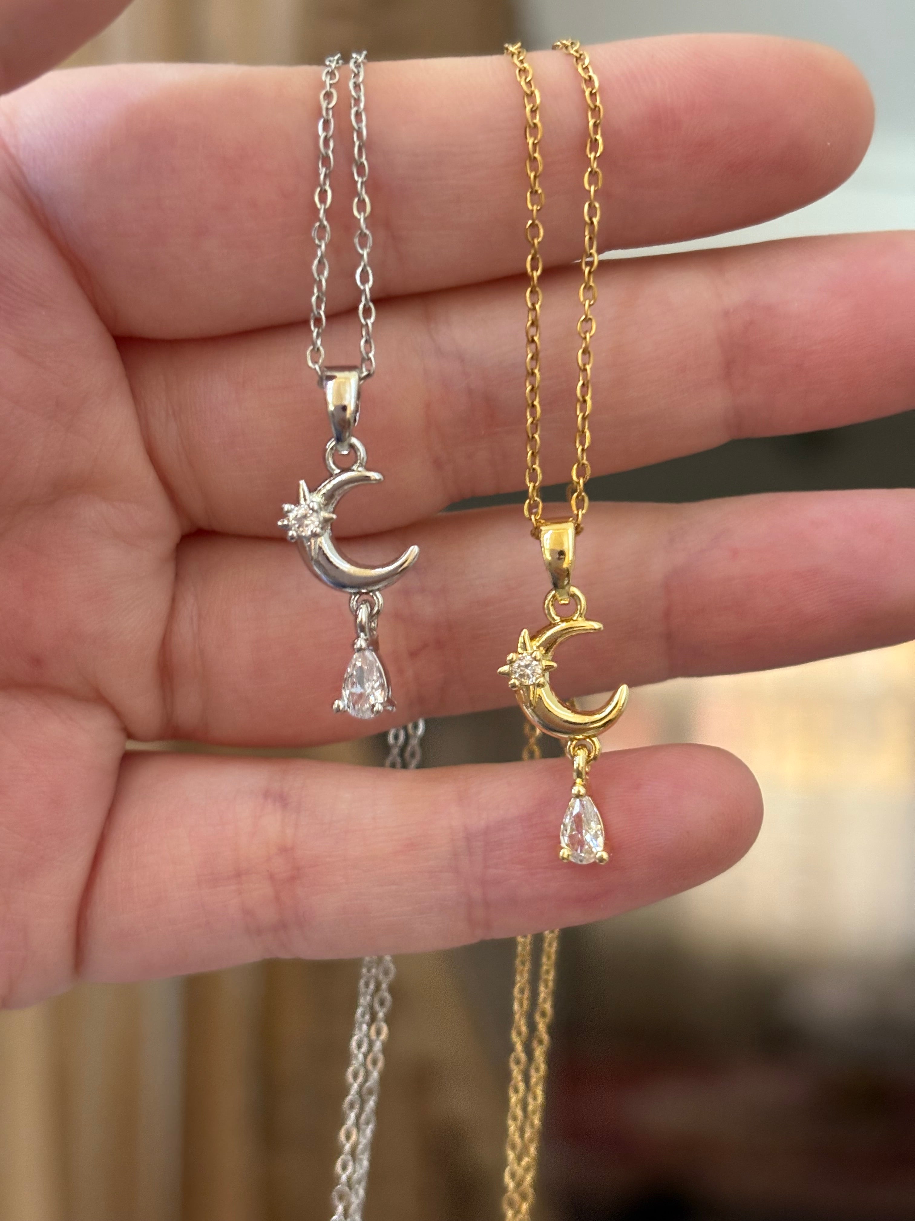 Dainty moon necklace