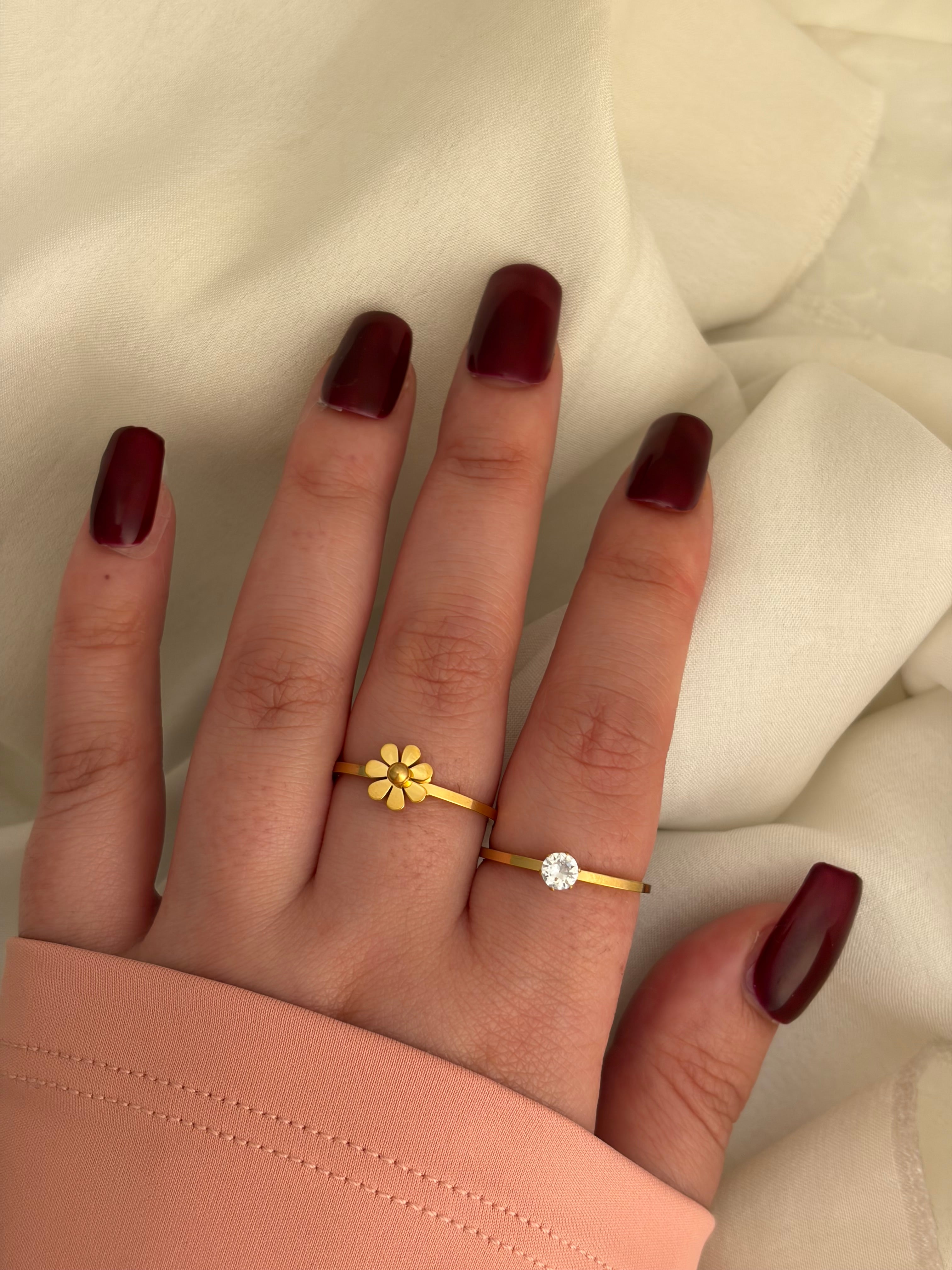 Floral ring set