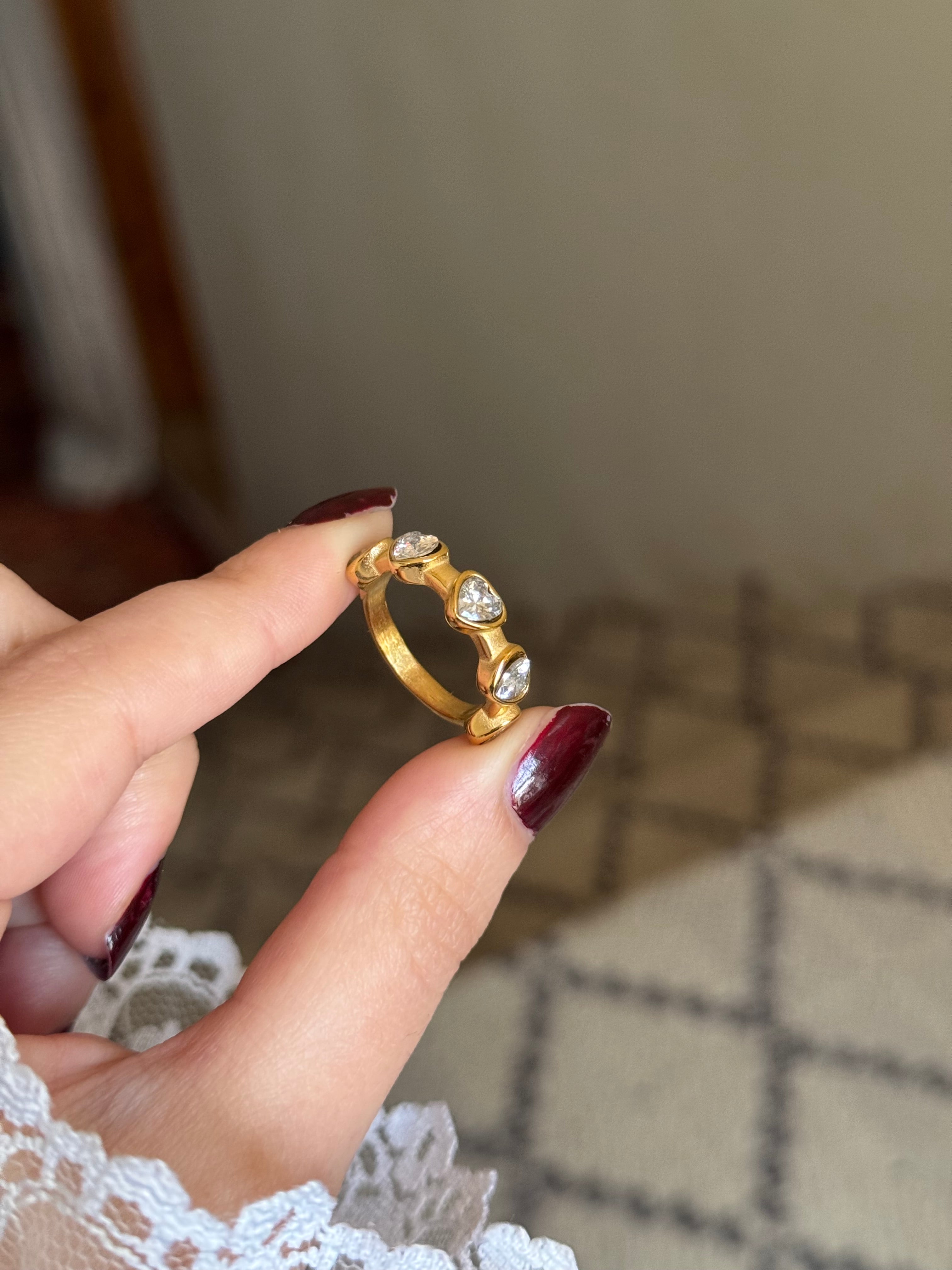 Hearts ring