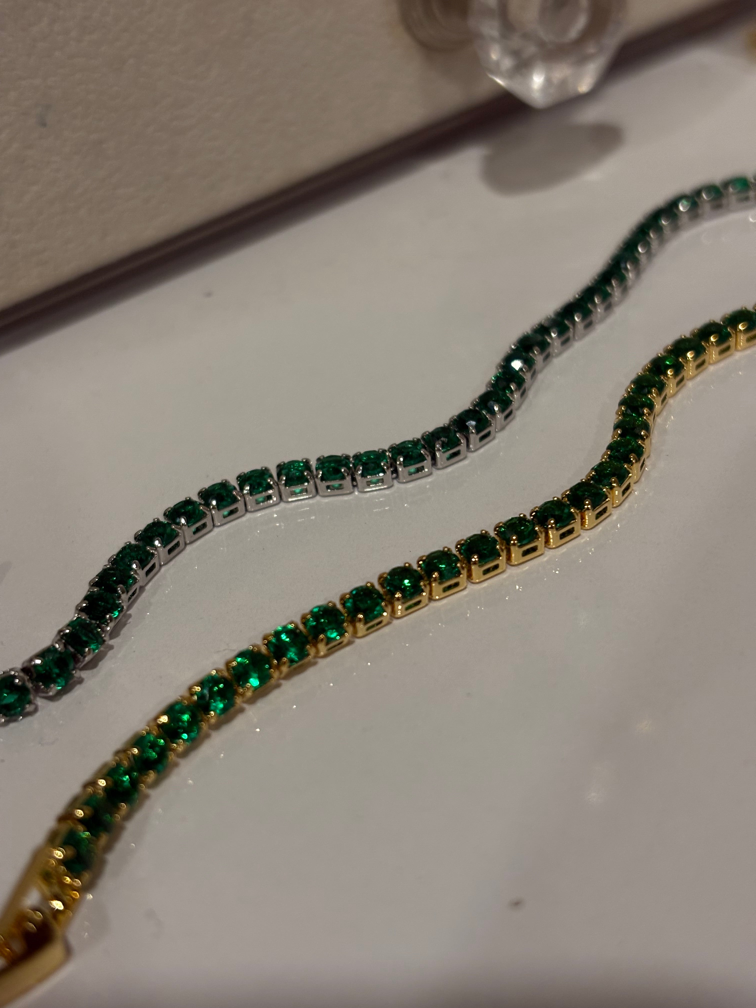 Vibe tennis bracelet(emerald)