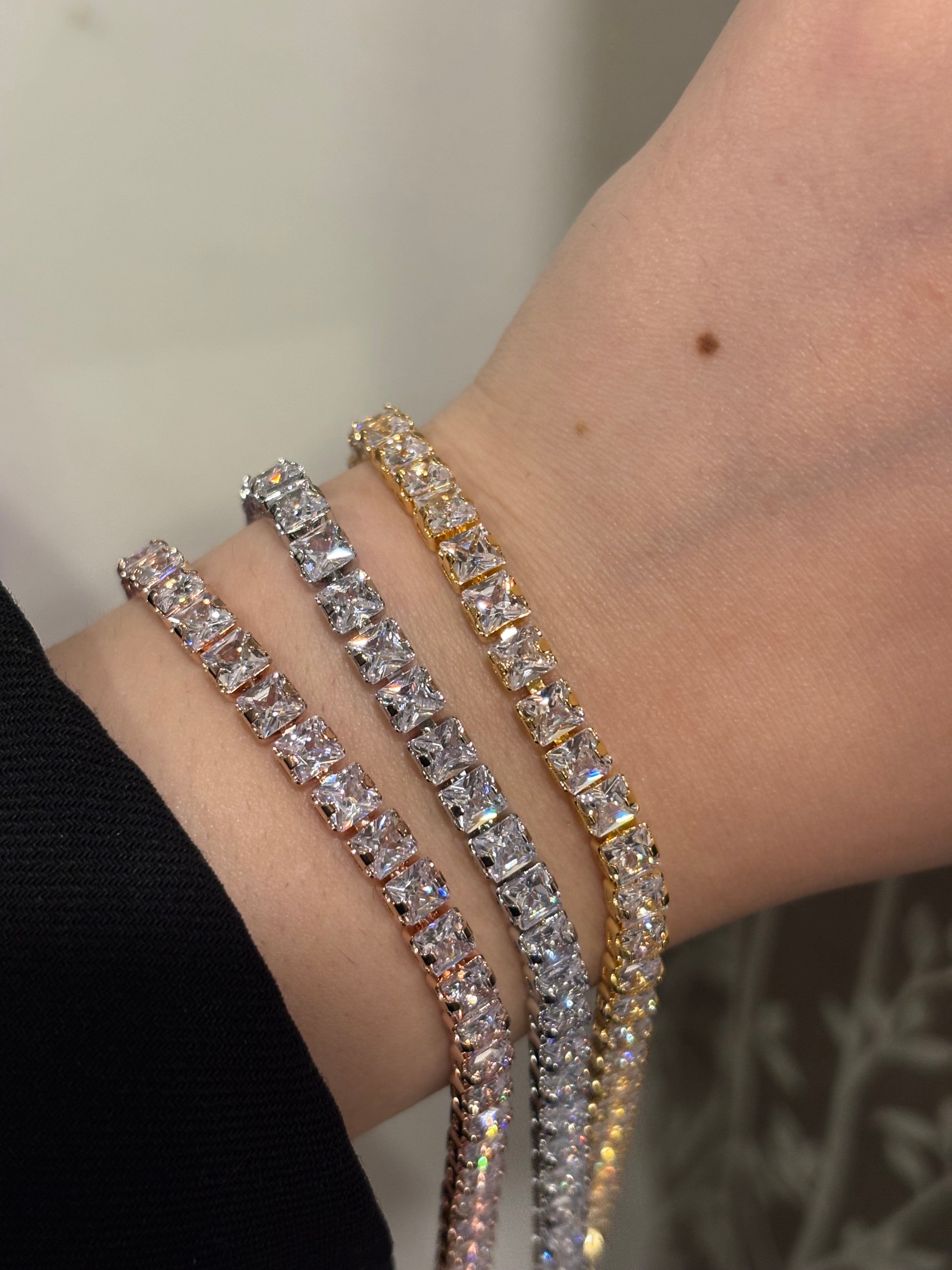 Squishy tennis bracelet