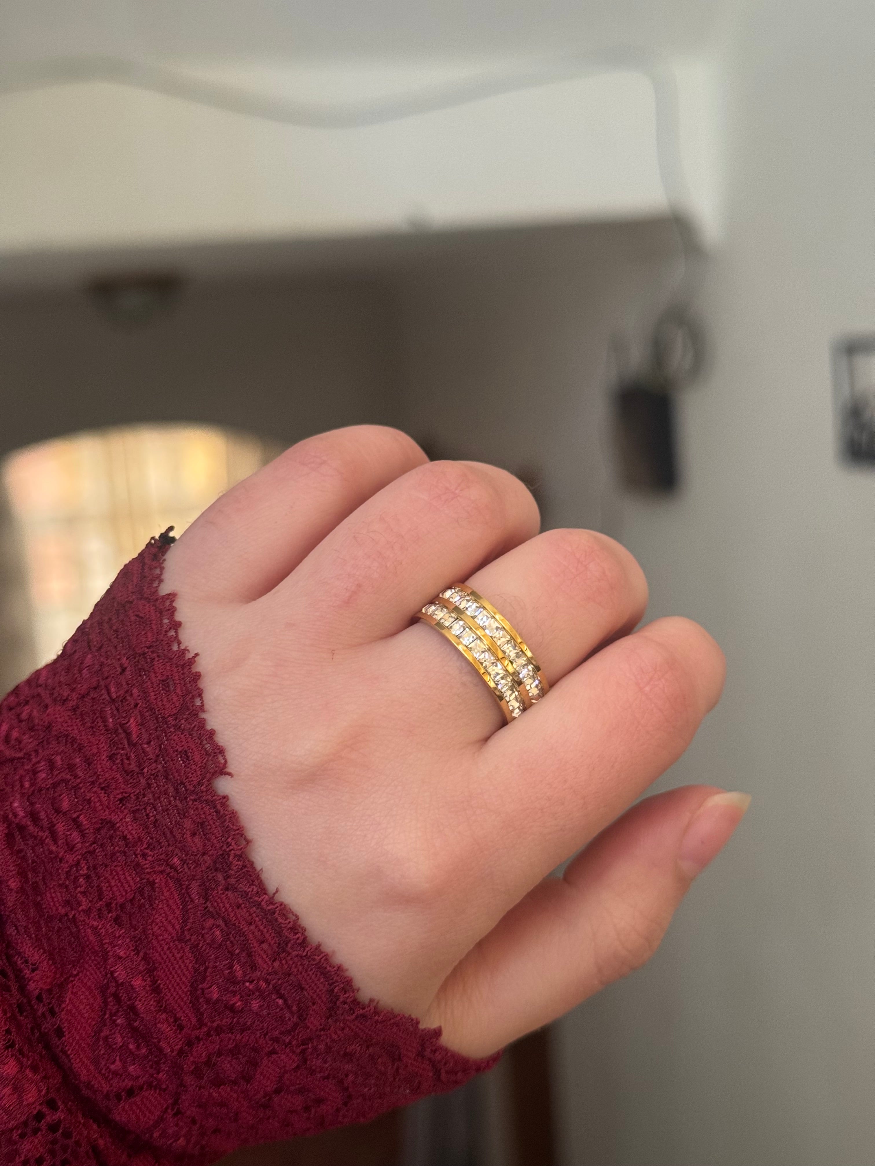 Double baguette ring