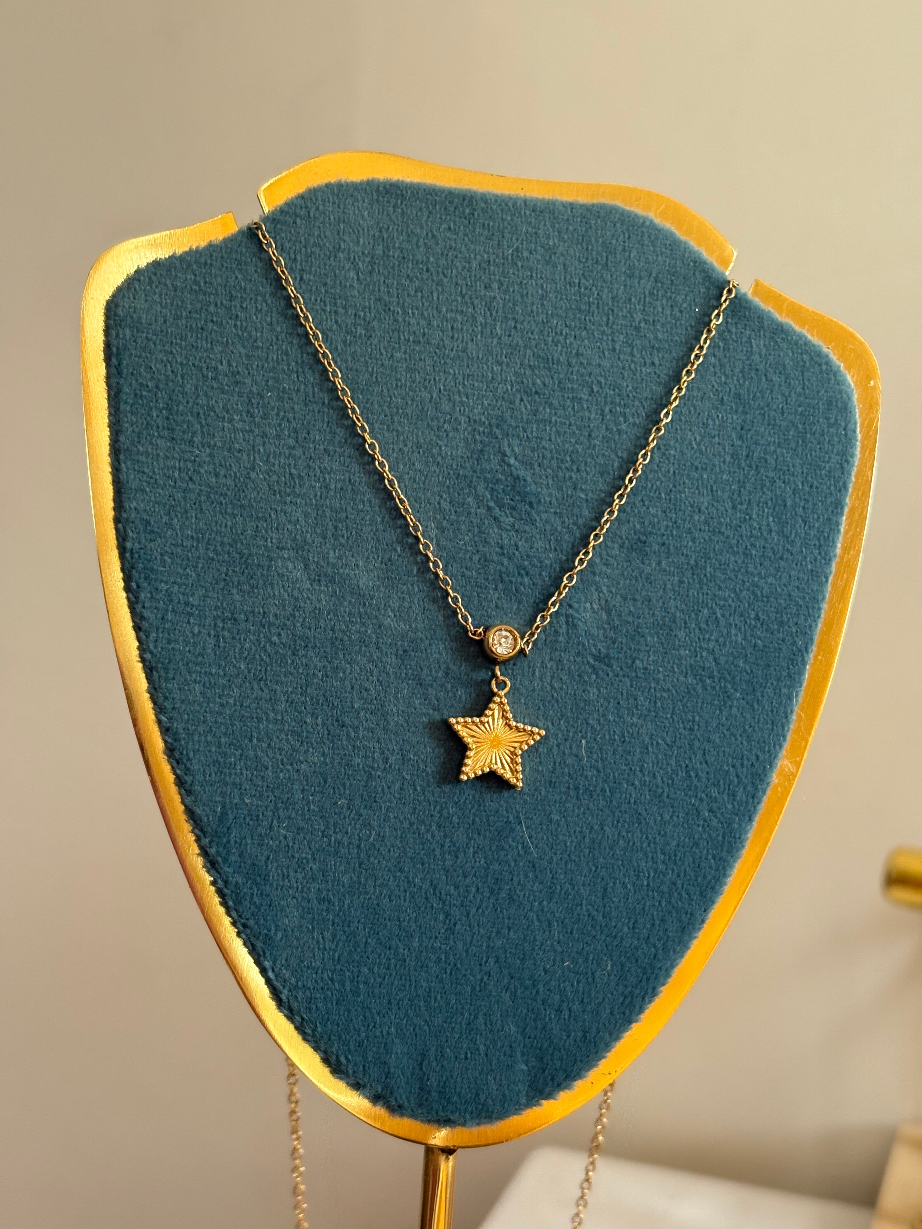 Star shine necklace