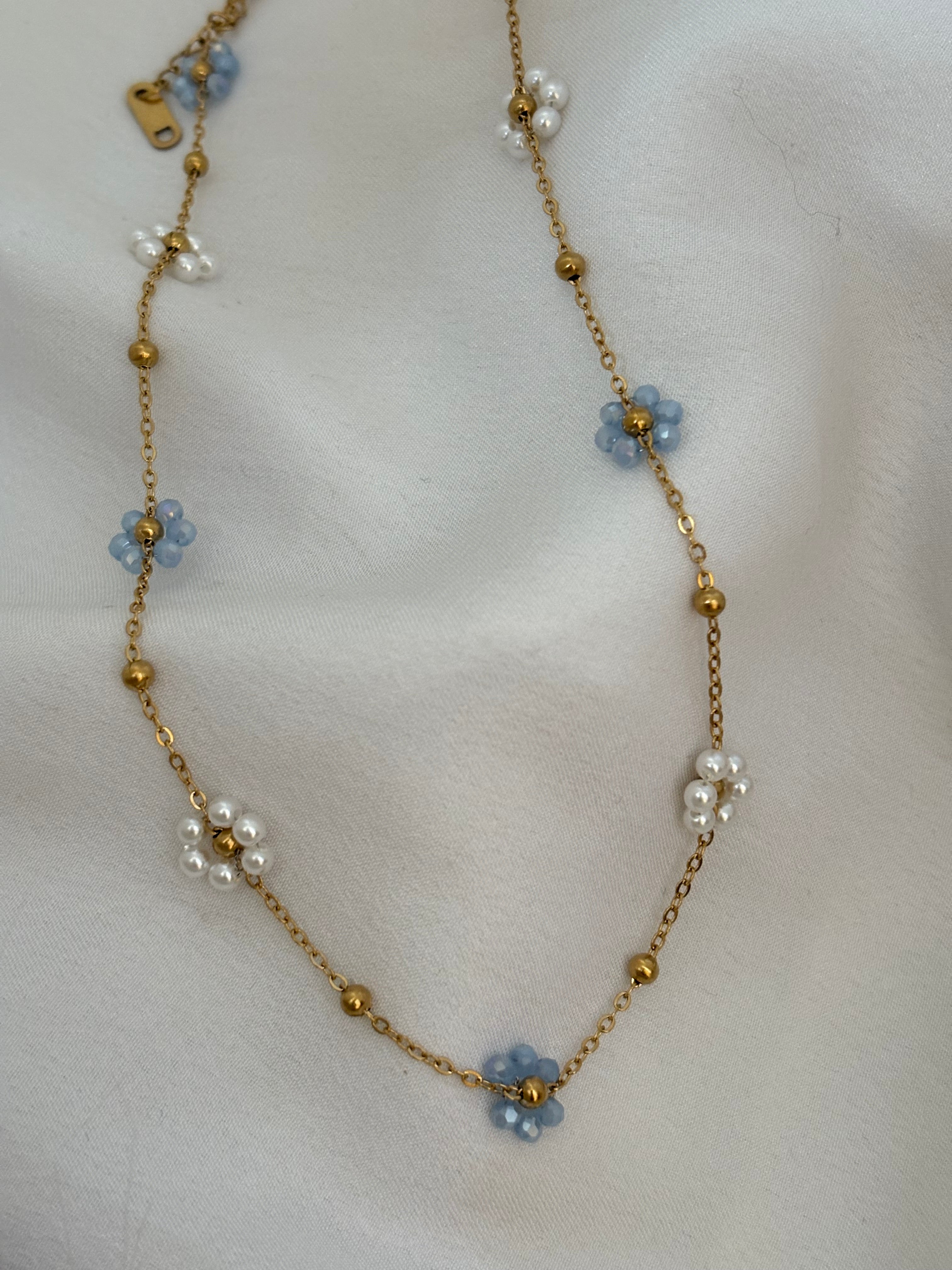 Blue Daisy necklace