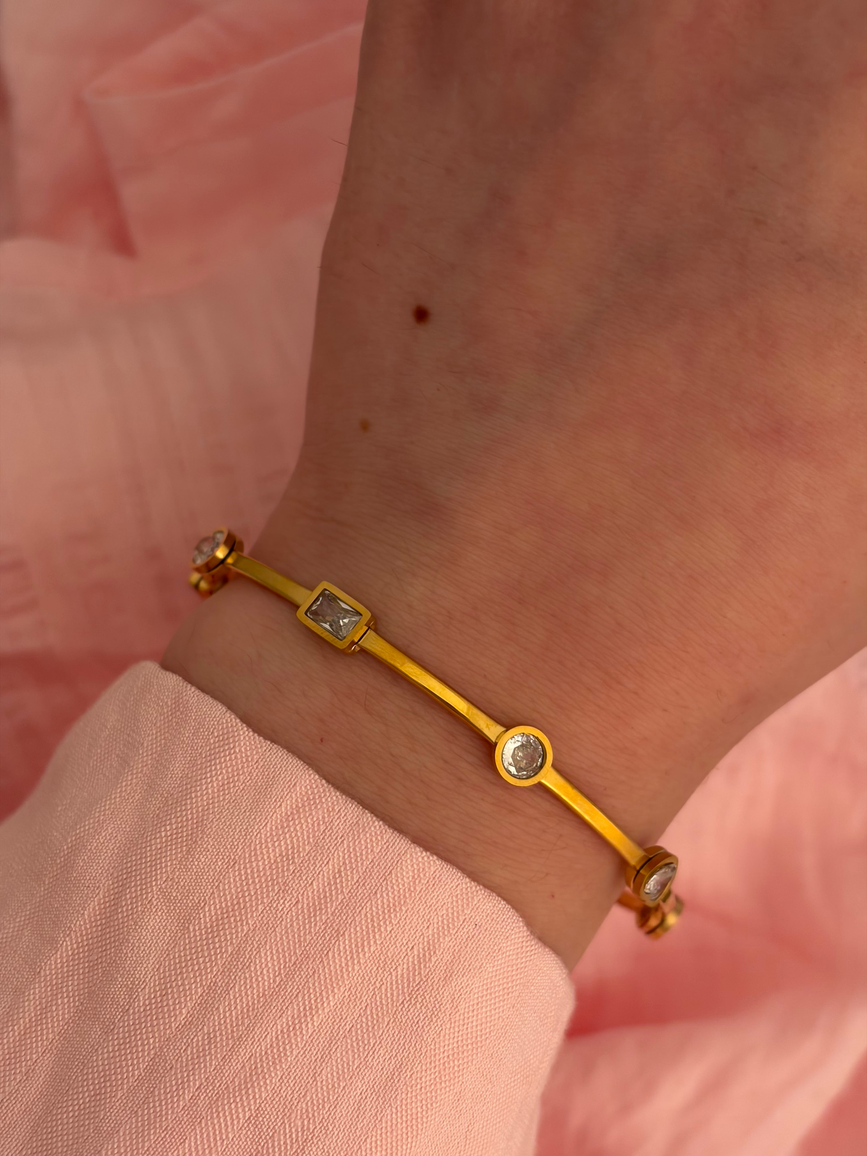 Premium bangle (2.6)