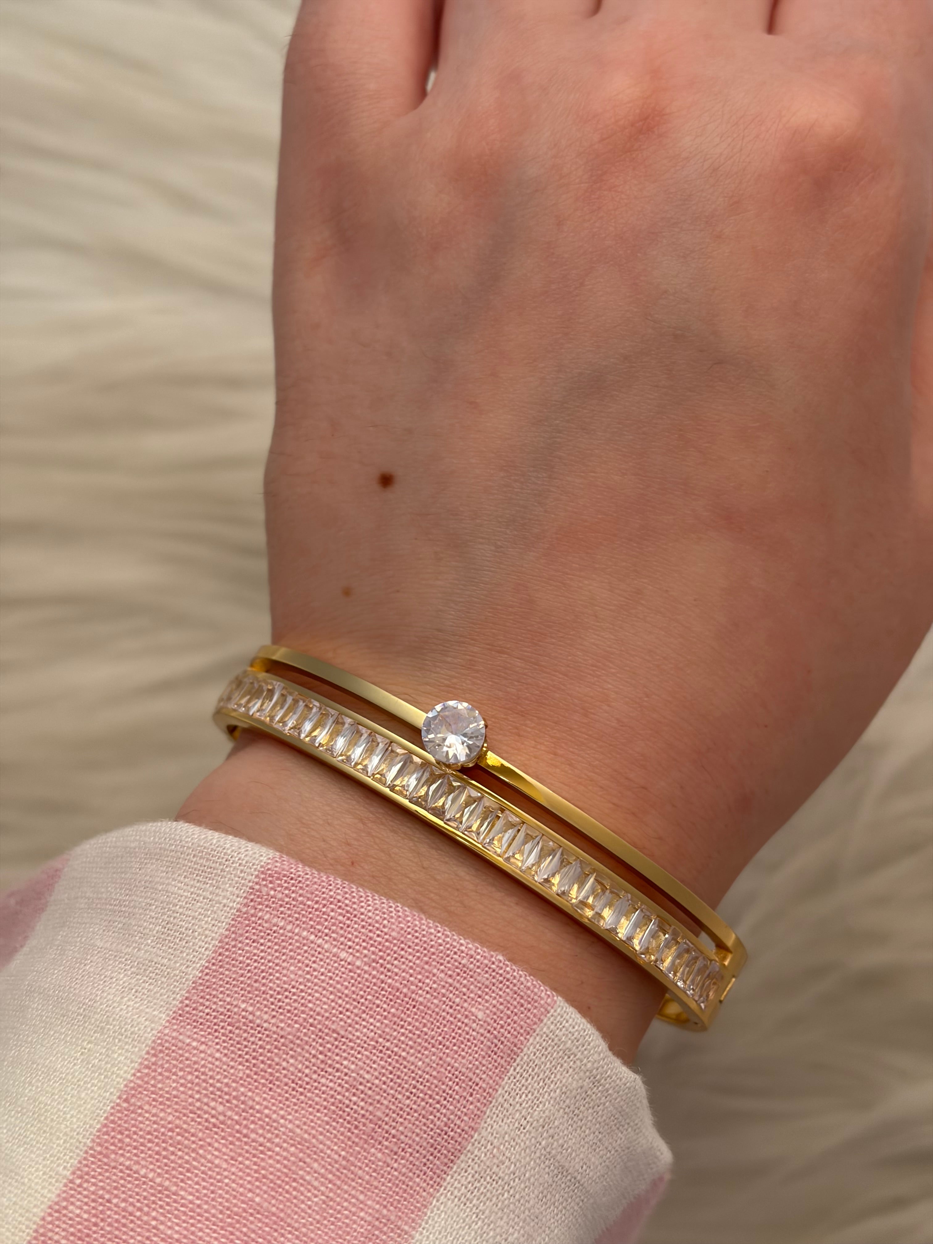 Touch bracelet