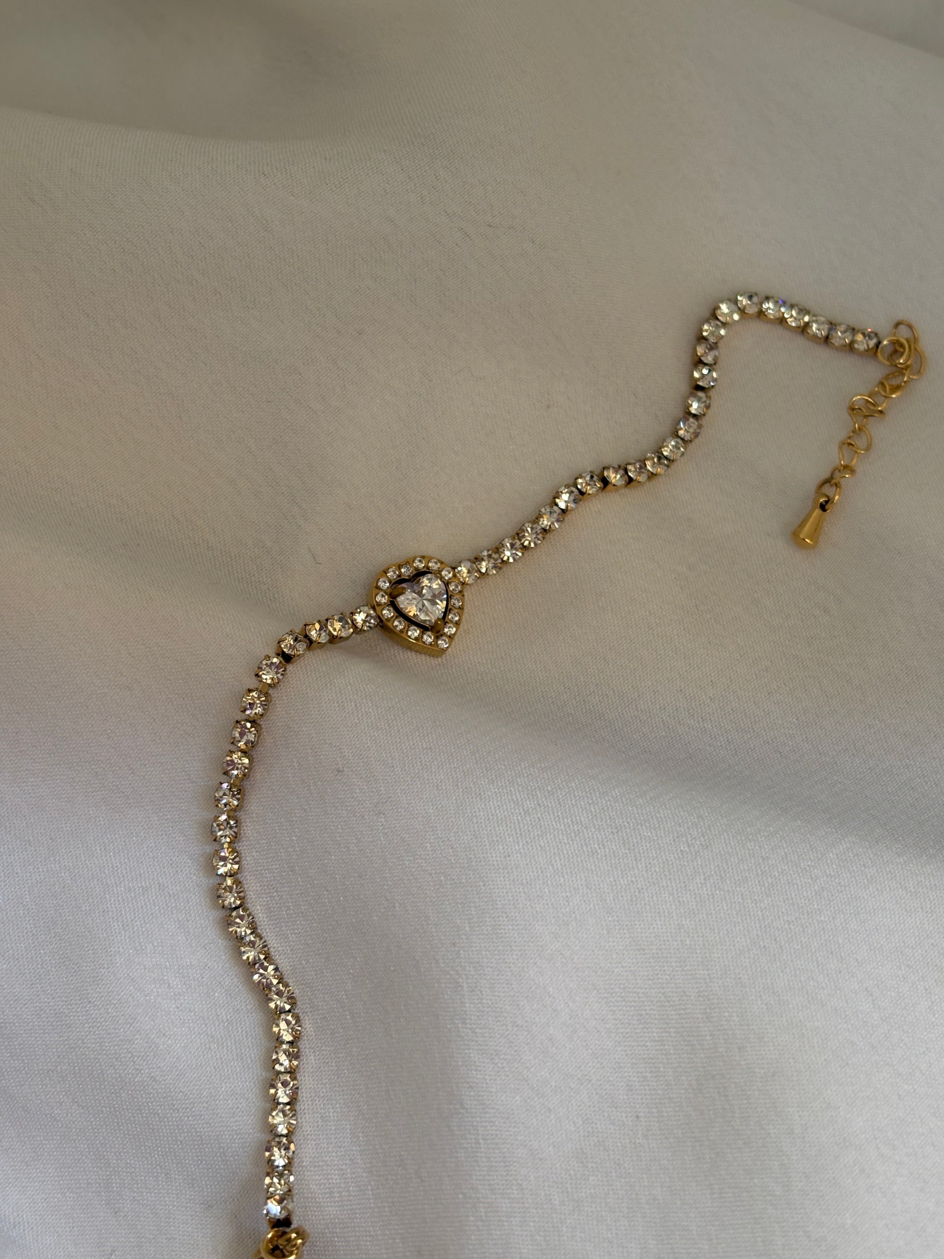 Heart rhinestone bracelet