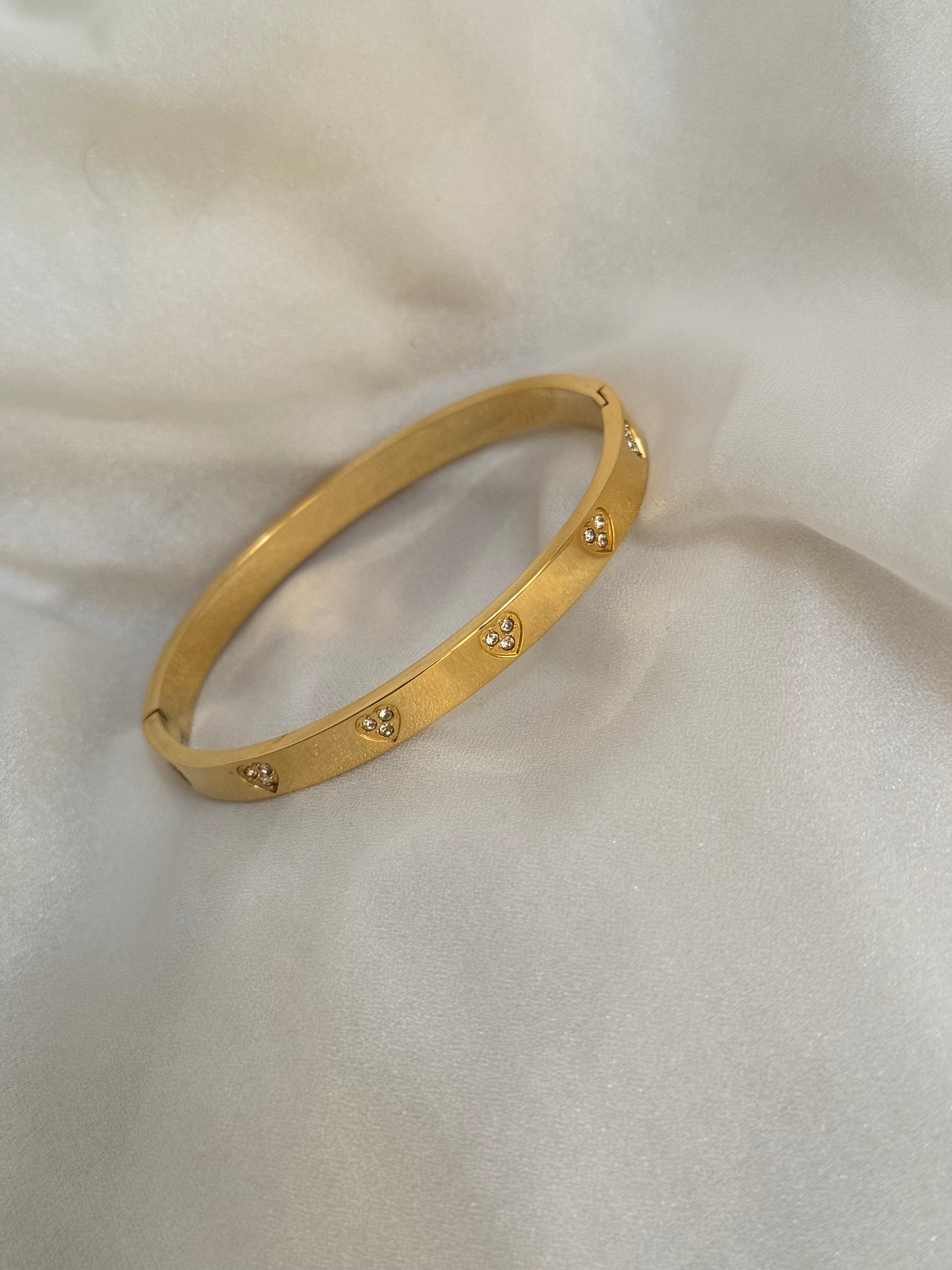 Hearts bracelet