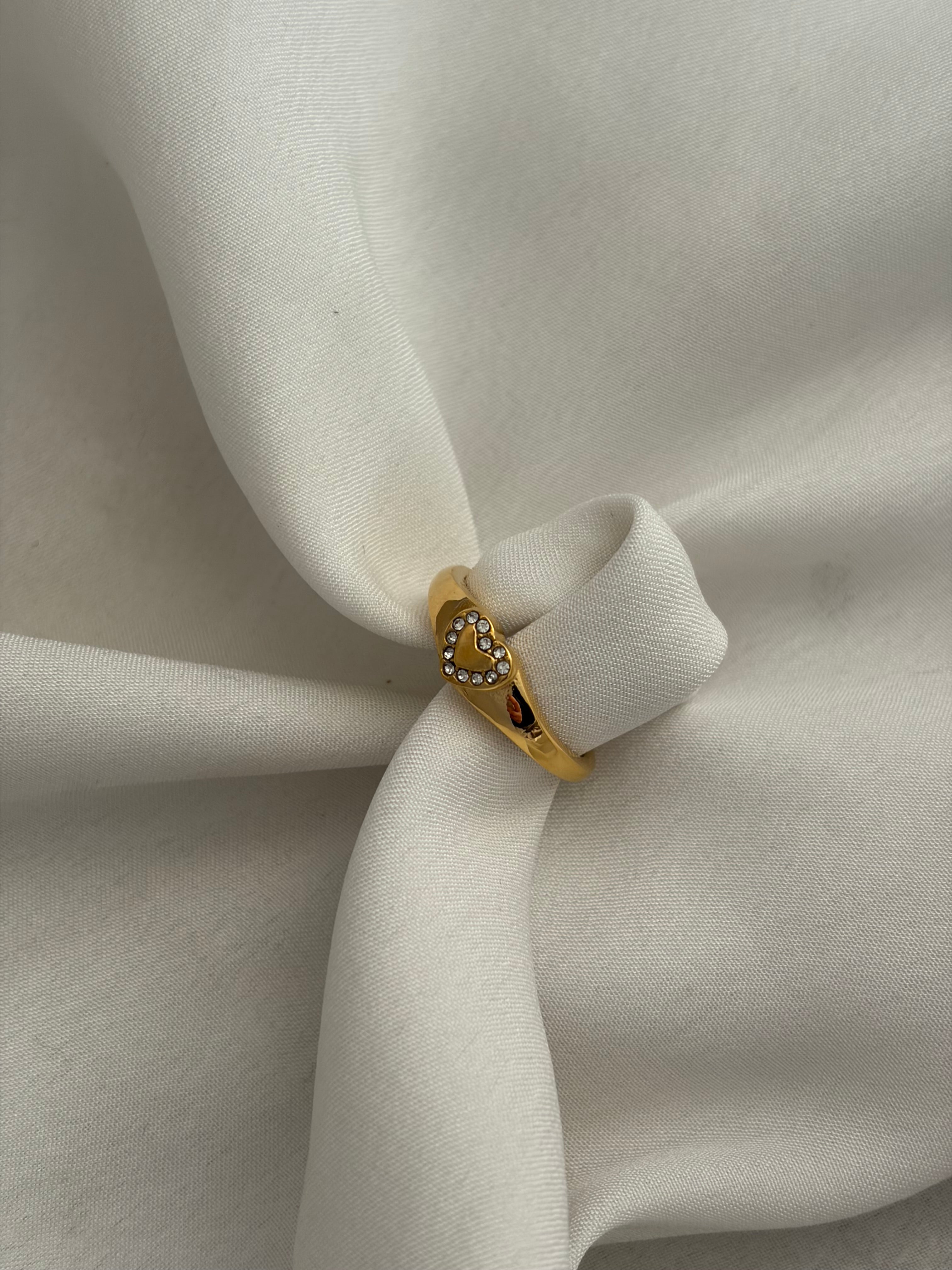 Sweetheart ring